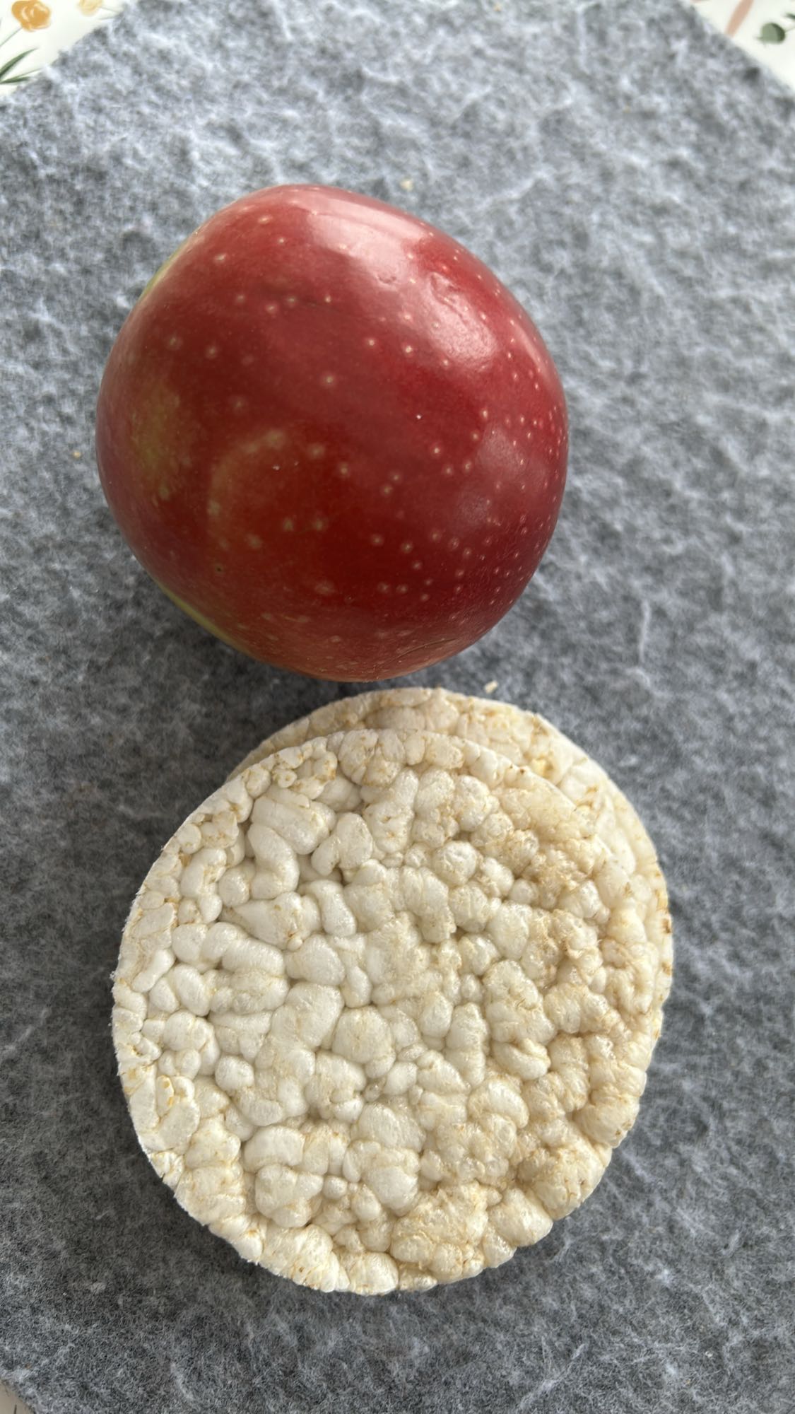 manzana con tortita