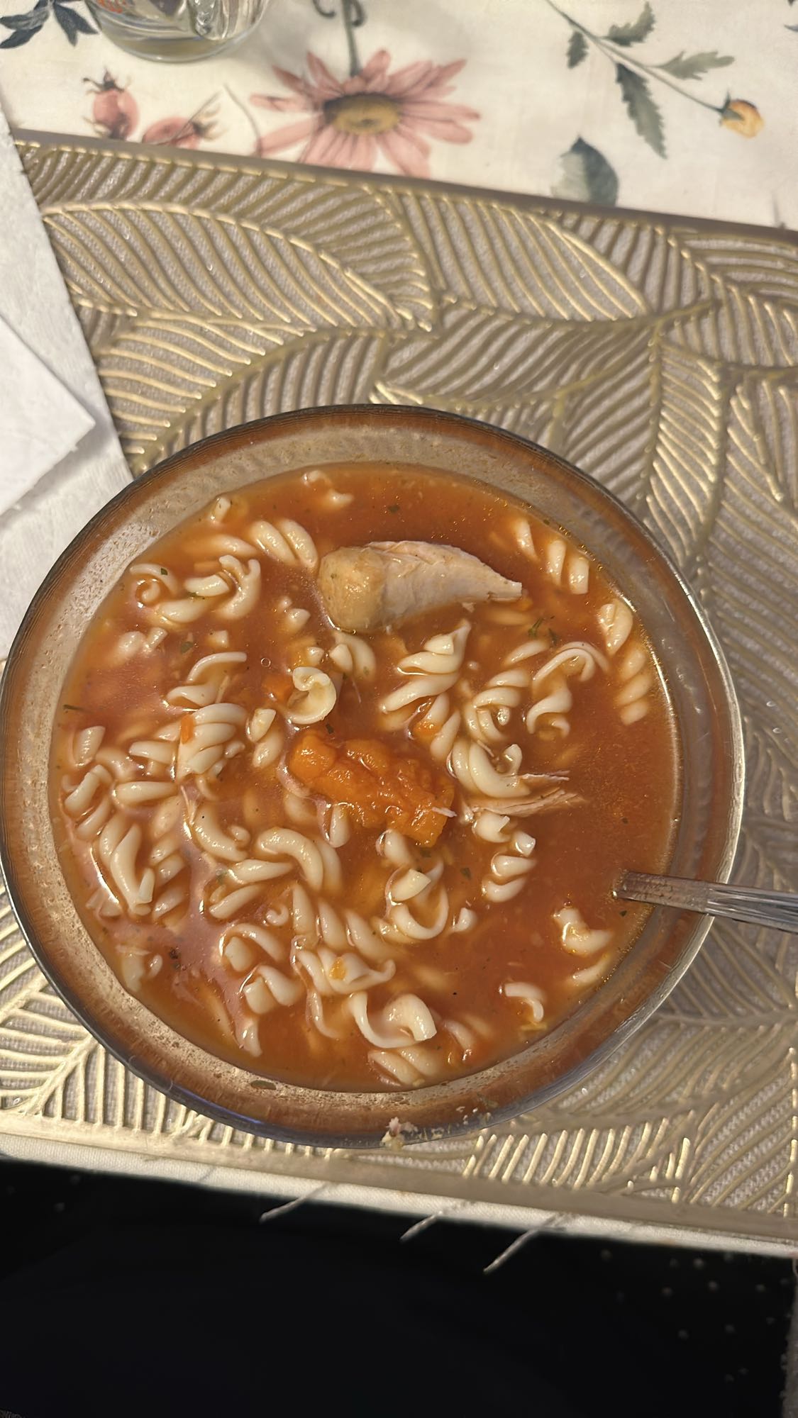 Zupa pomidorowa z makaronem