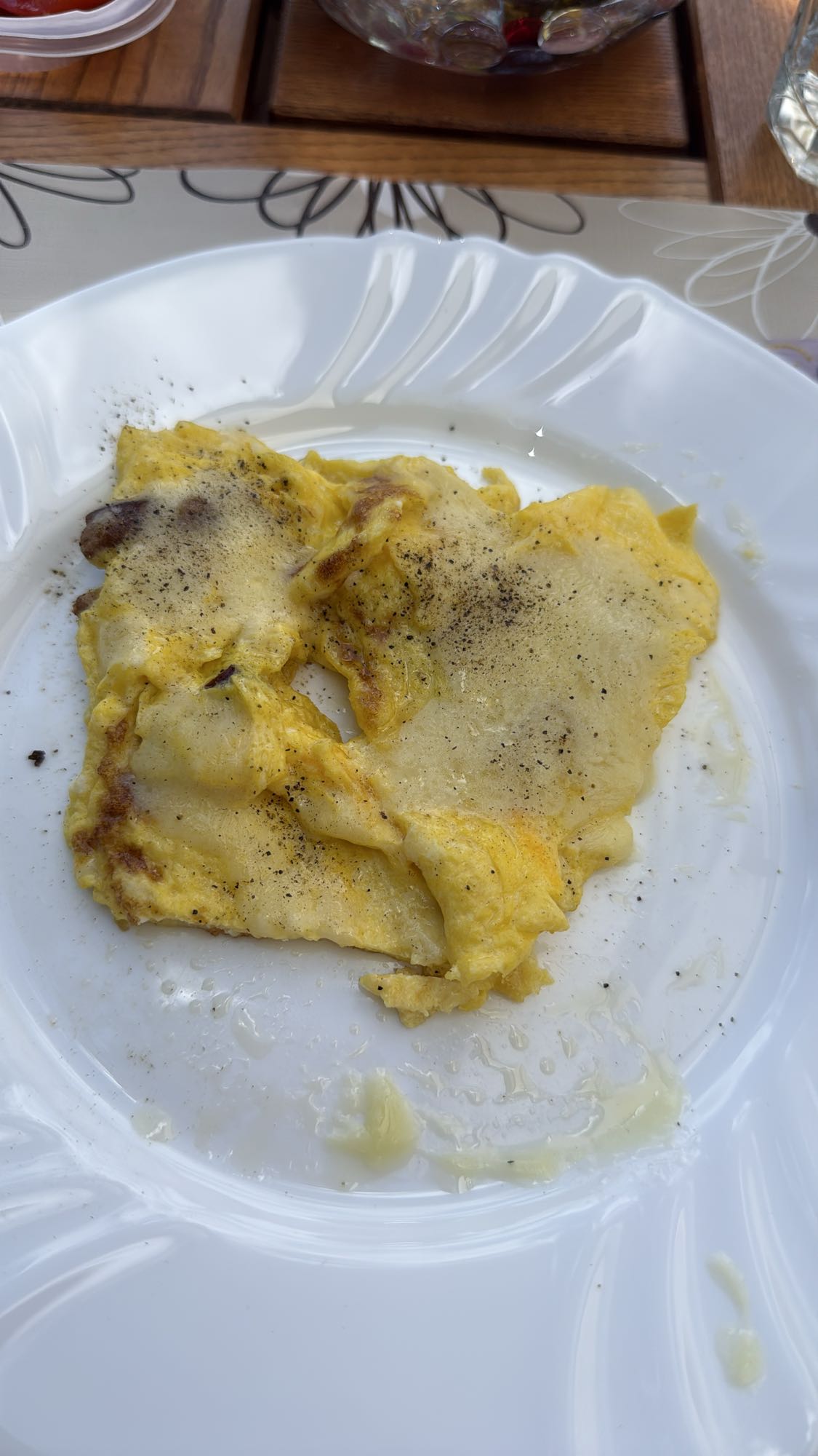 Omletă cu brânză frământată