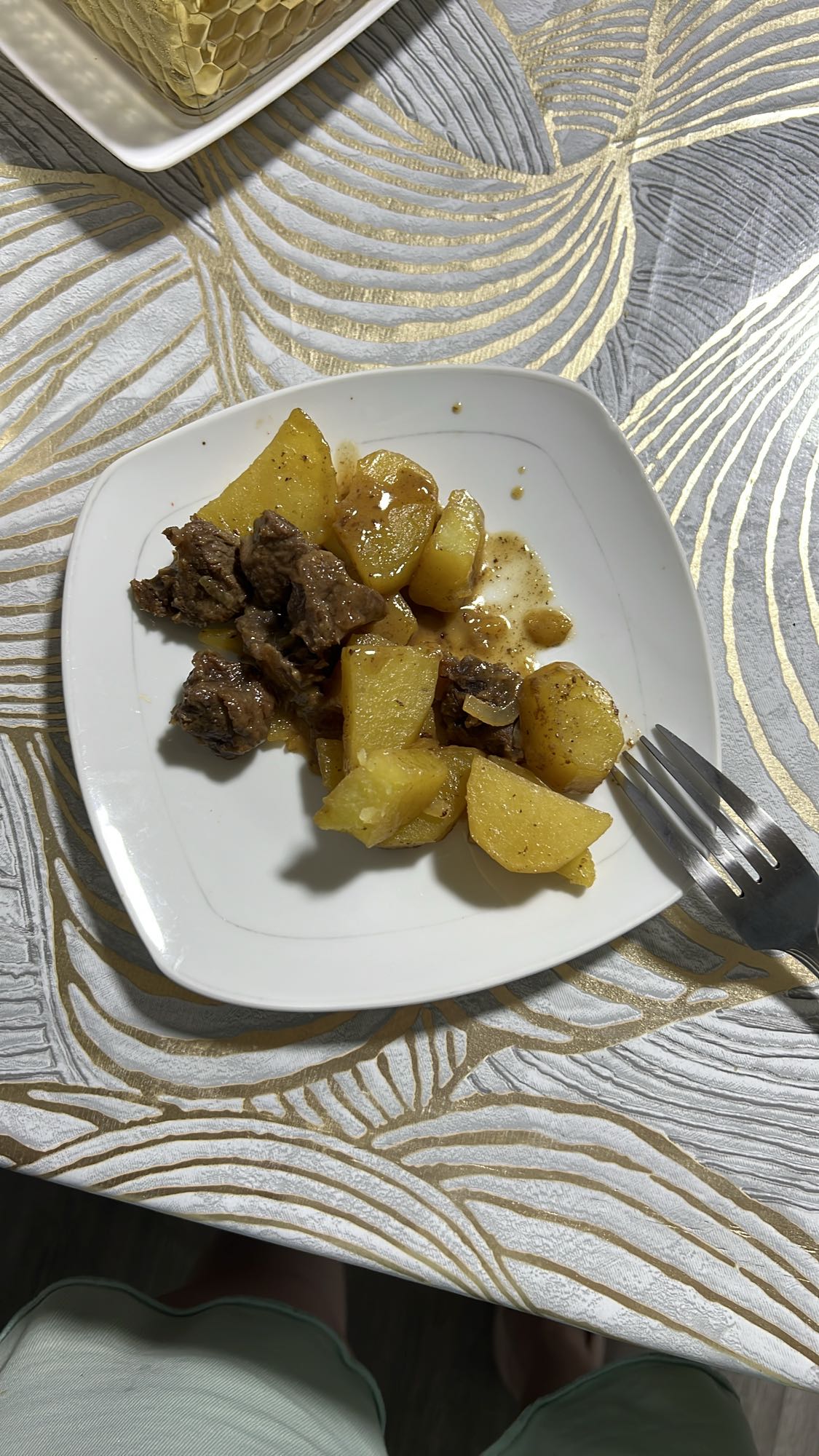 Тушеная говядина с картофелем