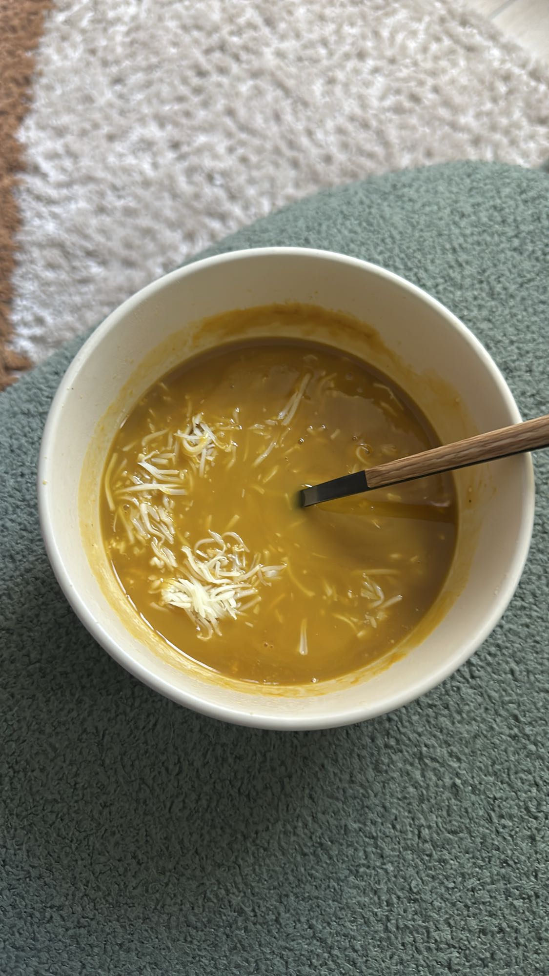 Soupe orange au fromage