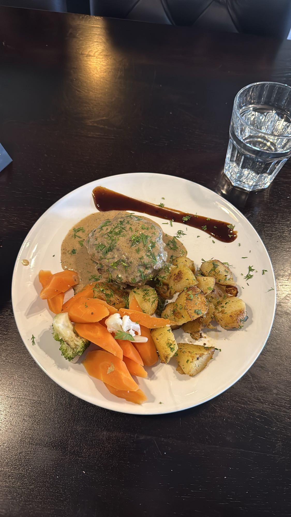 Kött med potatis