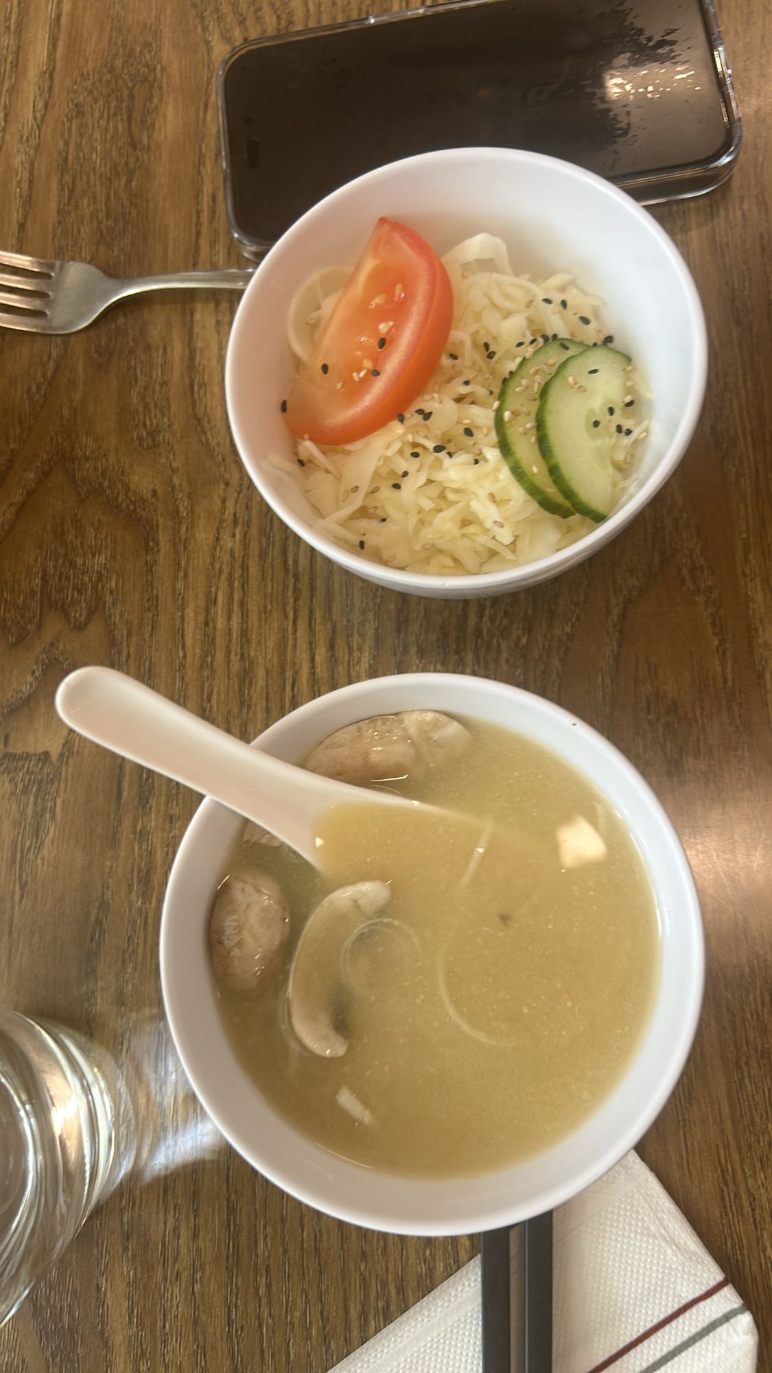 Soupe et salade de chou