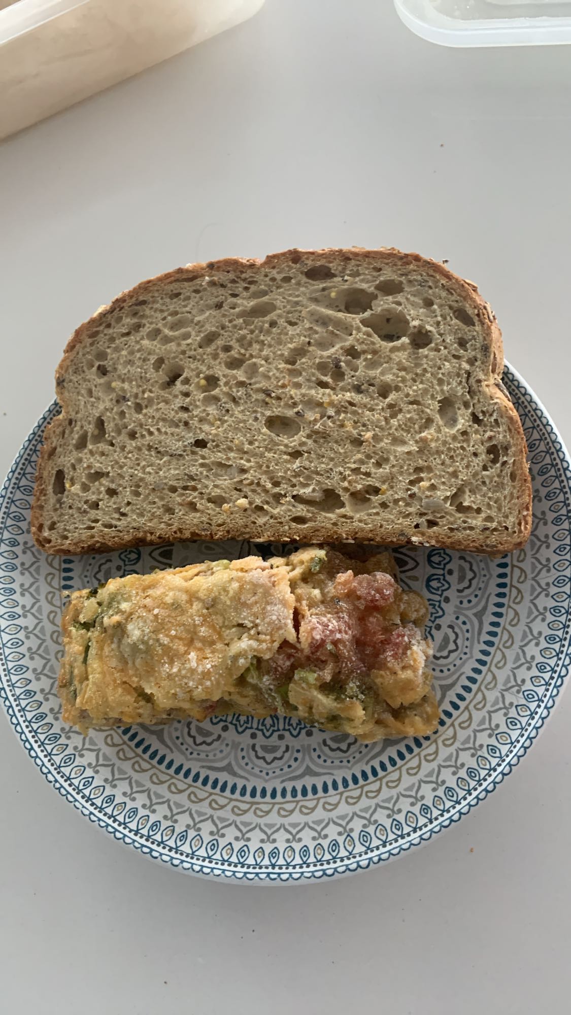 Omelette et pain