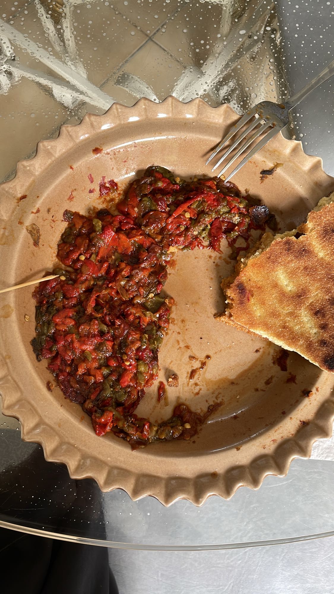 Poivrons grillés et pain