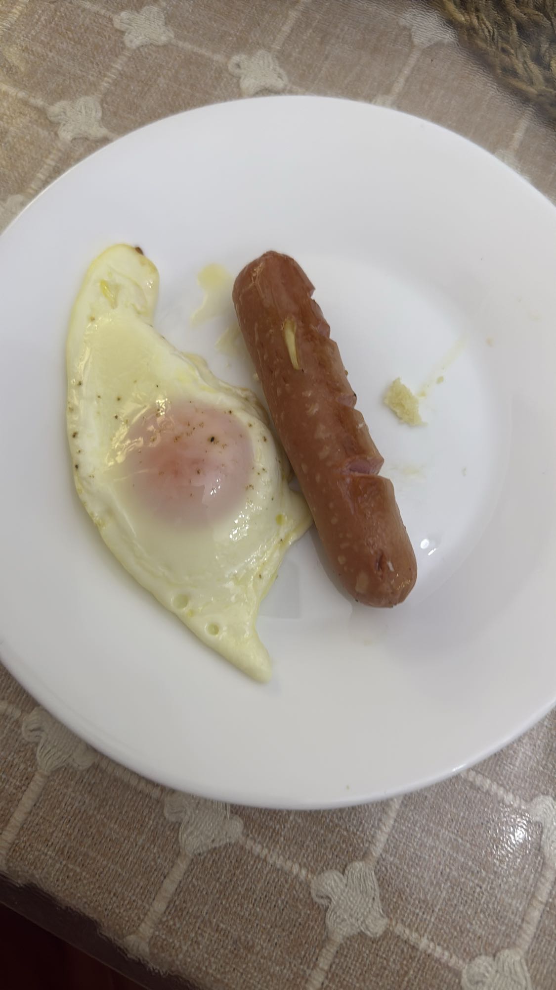 Яичница с сосиской
