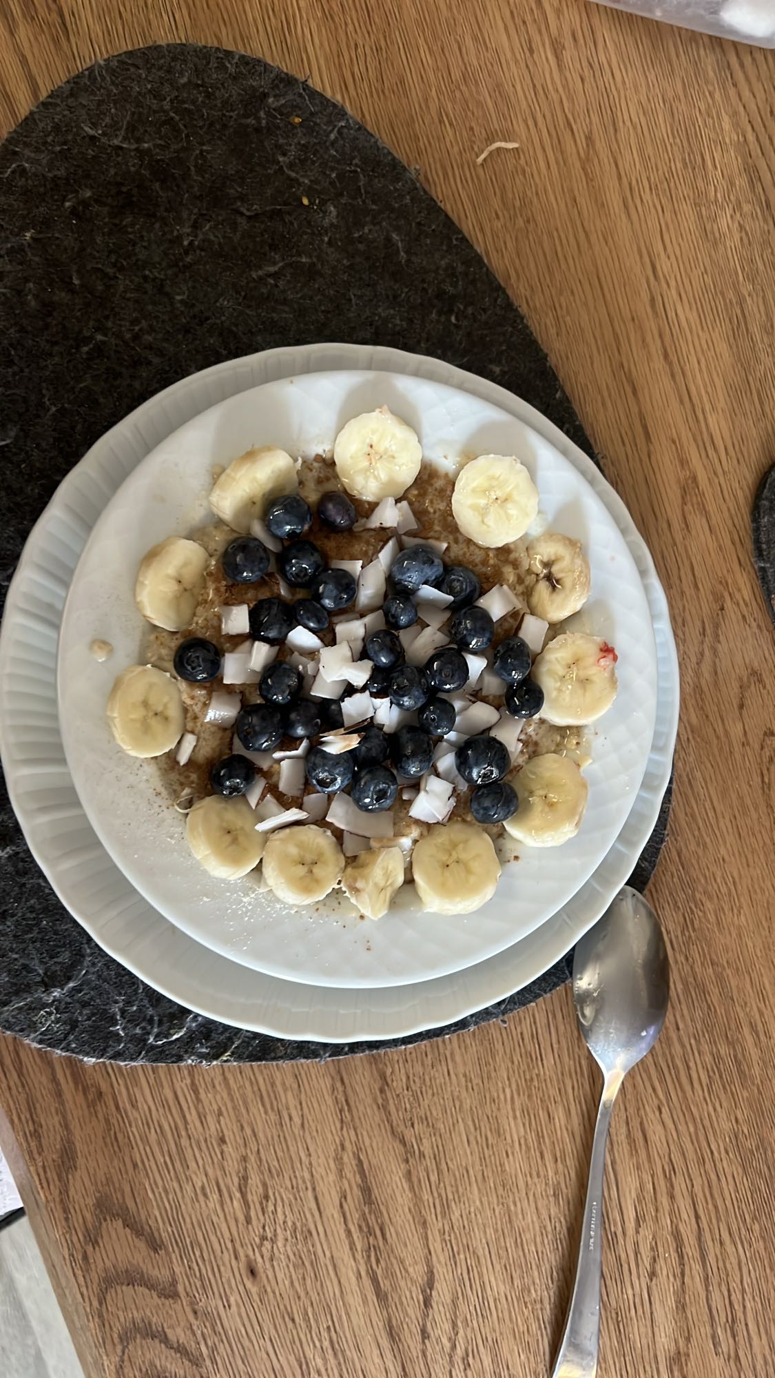 Porridge con frutta