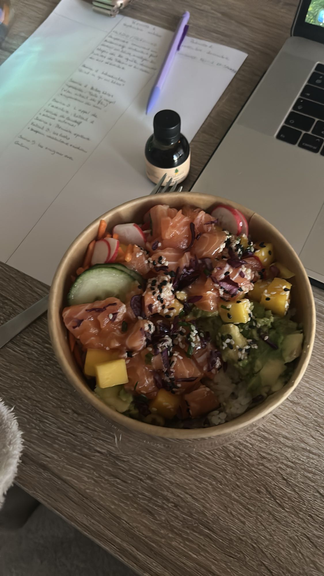 Poke bowl au saumon