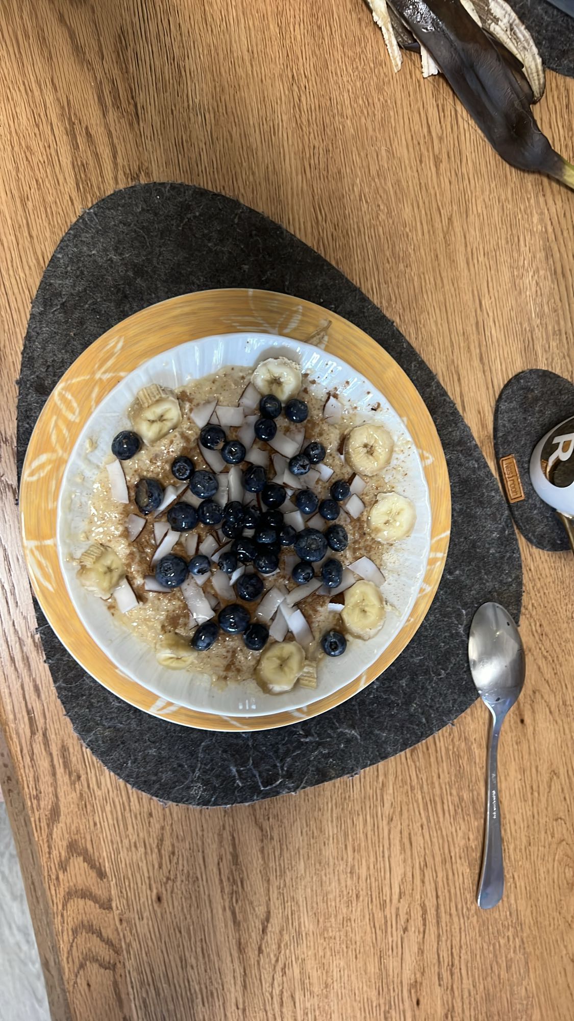 Porridge con frutta