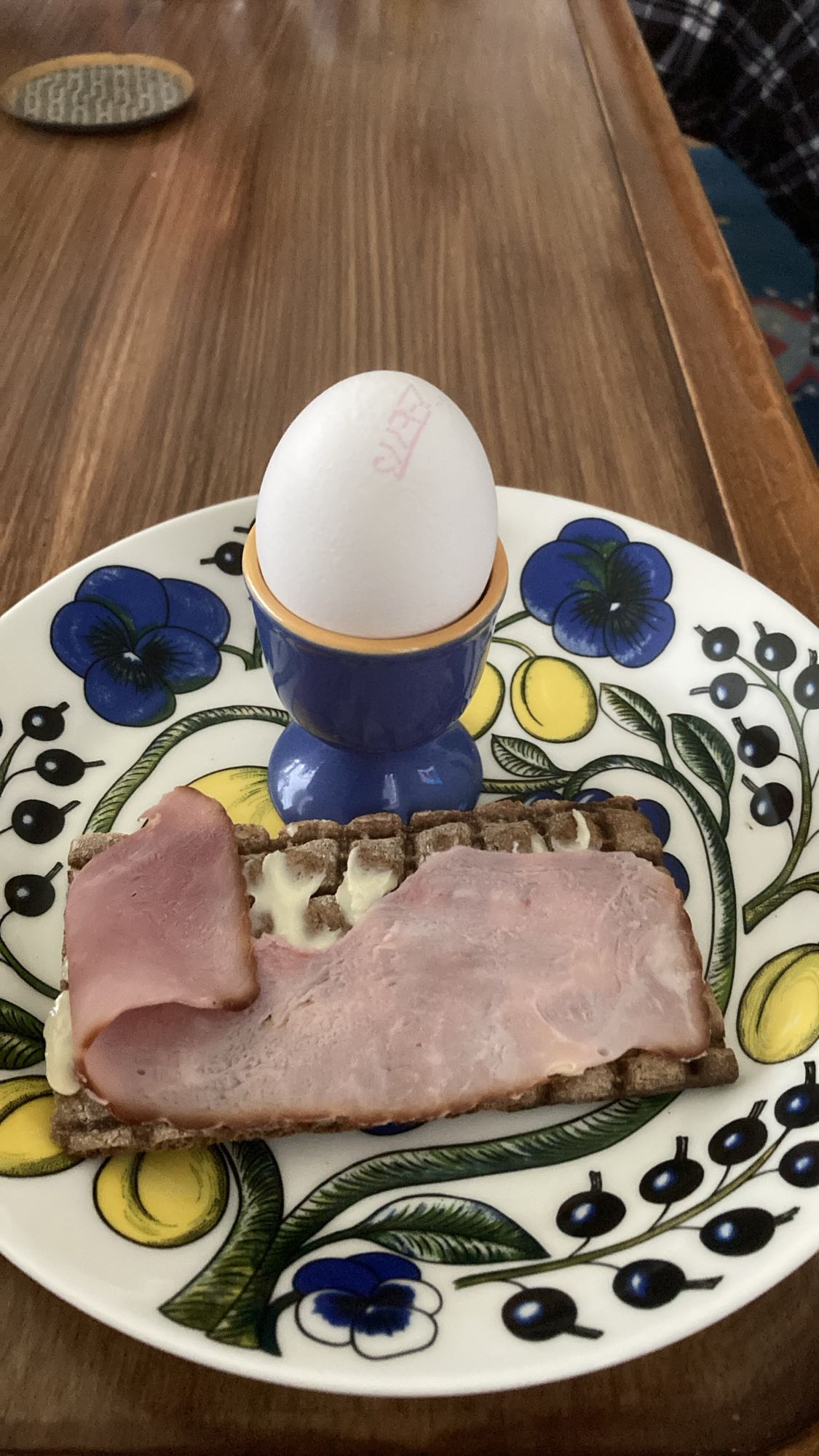 Ägg med skinksmörgås
