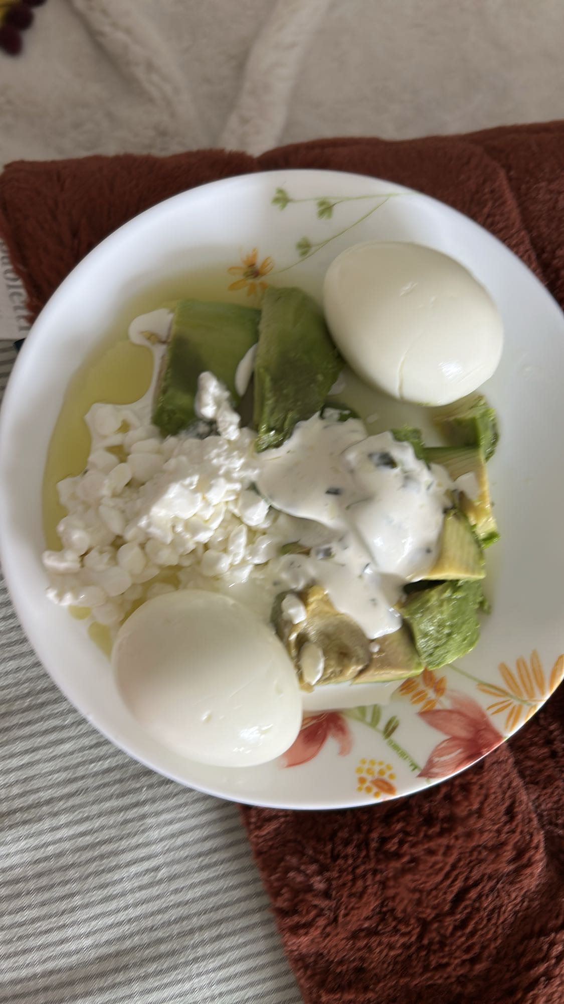 Egg Avocado Cottage Bowl