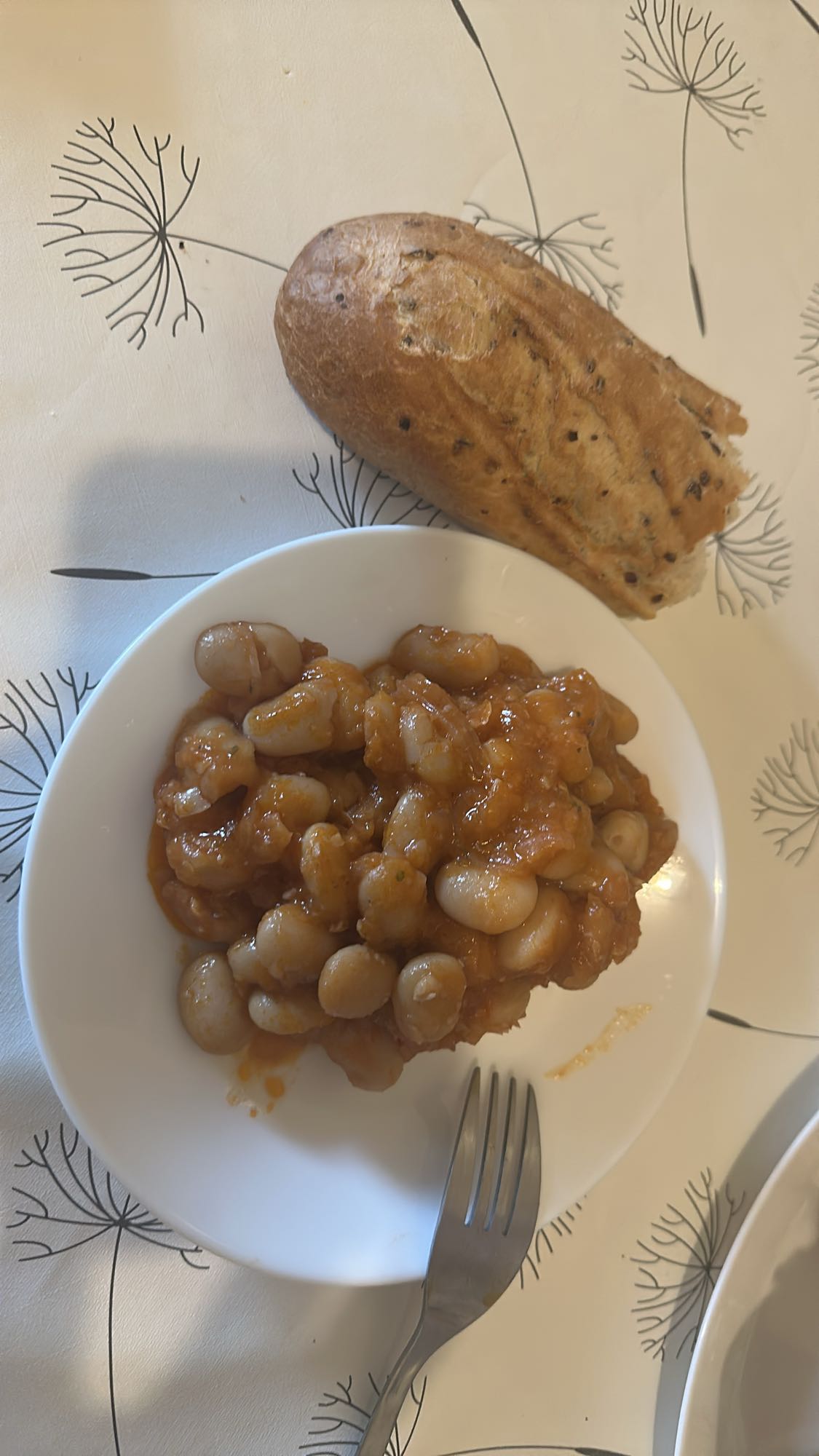 Beans in Tomato Sauce