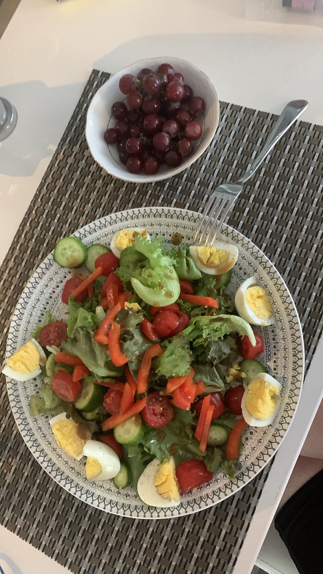 Salade et raisins