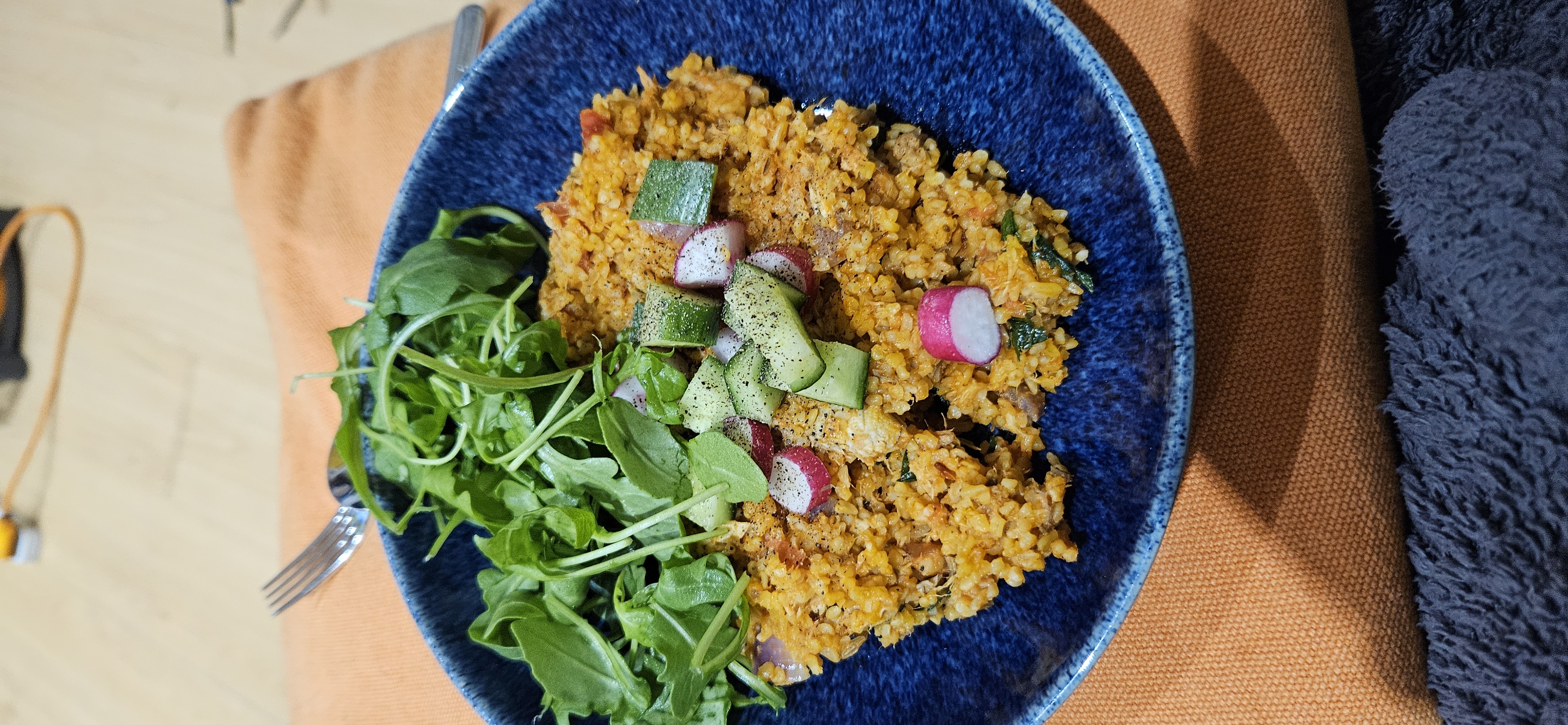Bulgur Vegetable Bowl with Tuna and Mackerel
