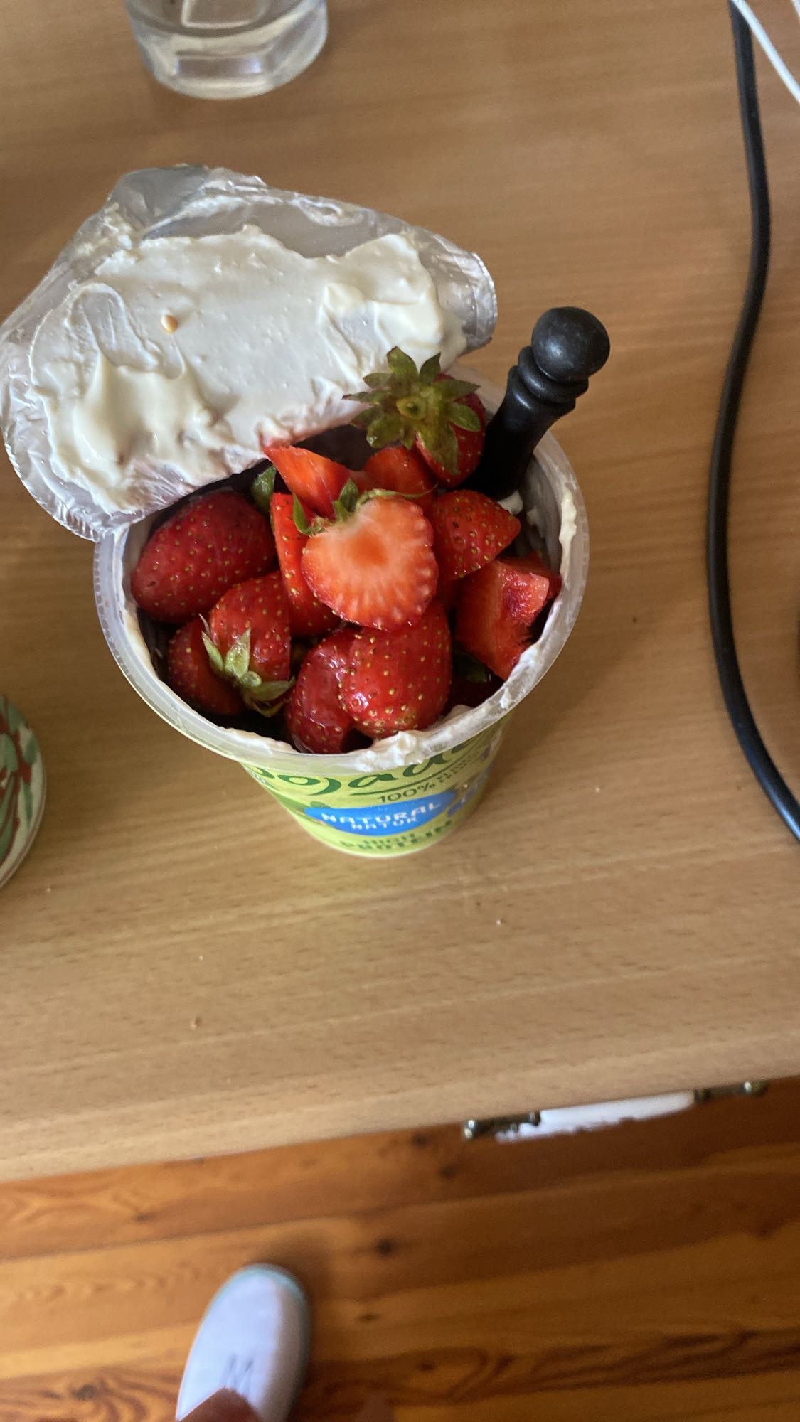 Jogurt z truskawkami