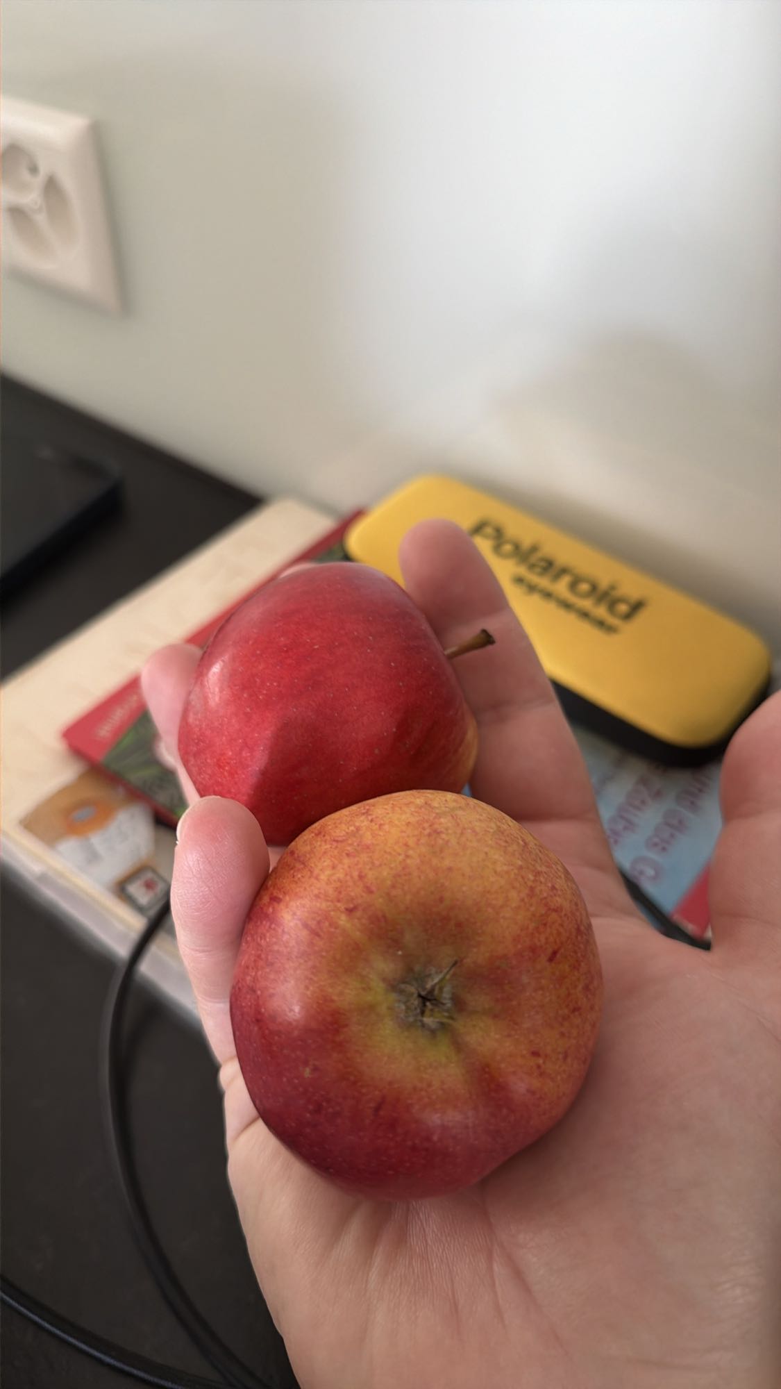 Zwei Äpfel