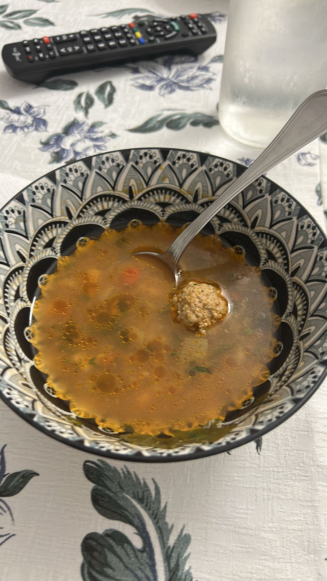 Zuppa con polpetta