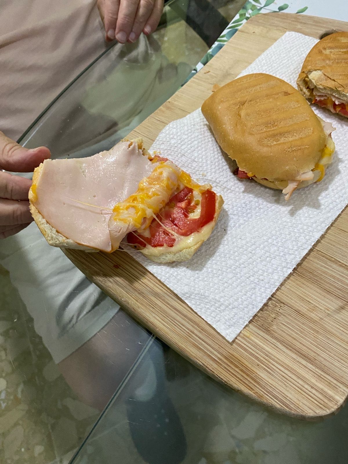 sándwich de jamón y queso