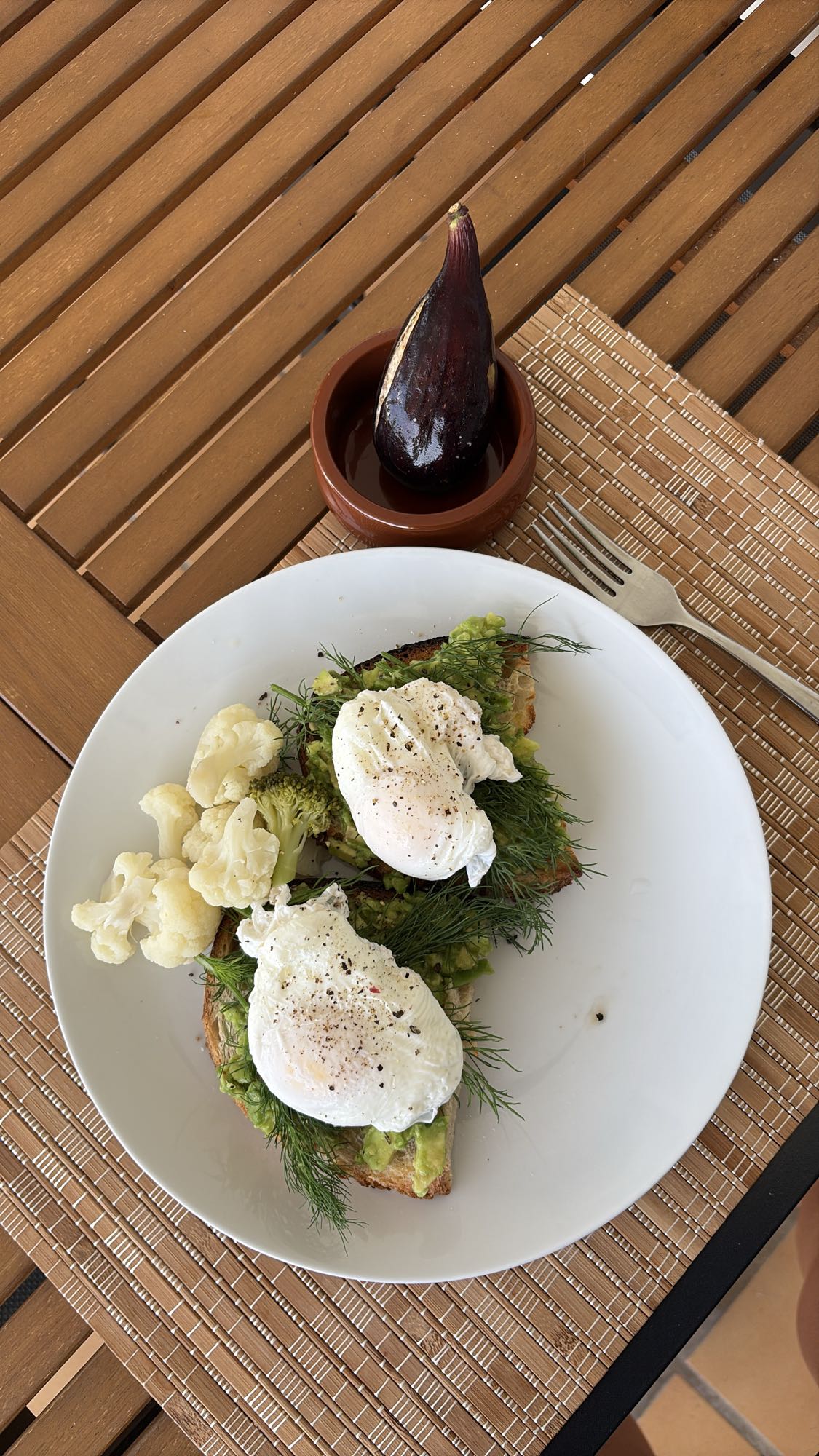Avocado Egg Toast