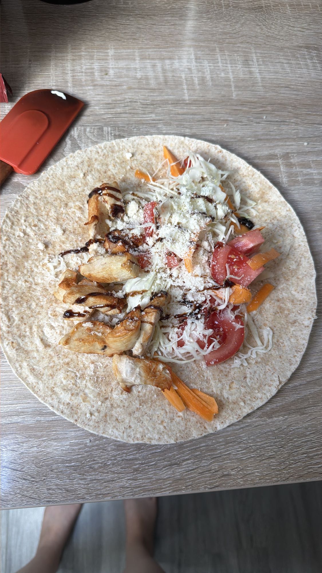 Wrap cu pui si legume