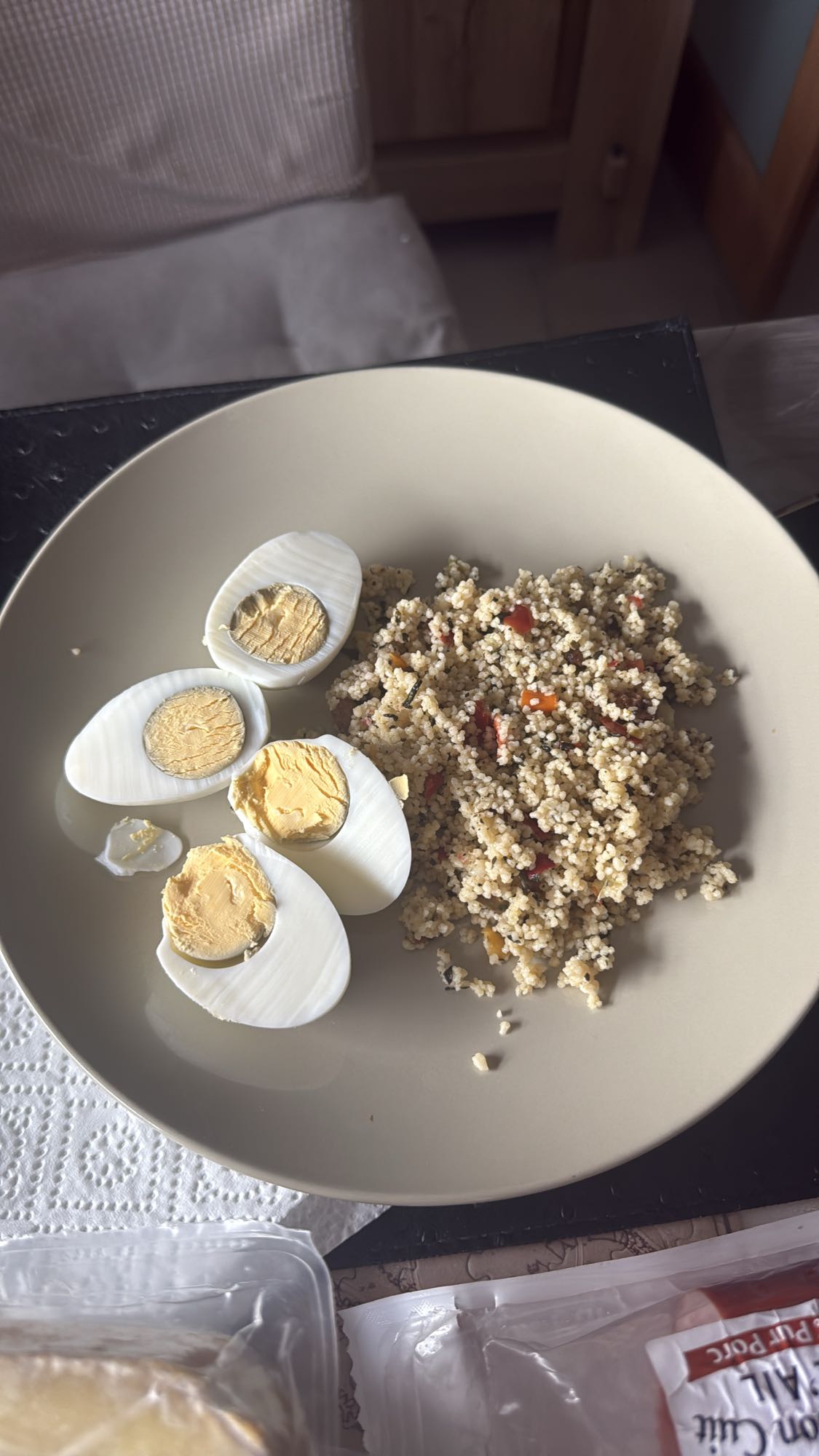 Couscous et oeufs durs