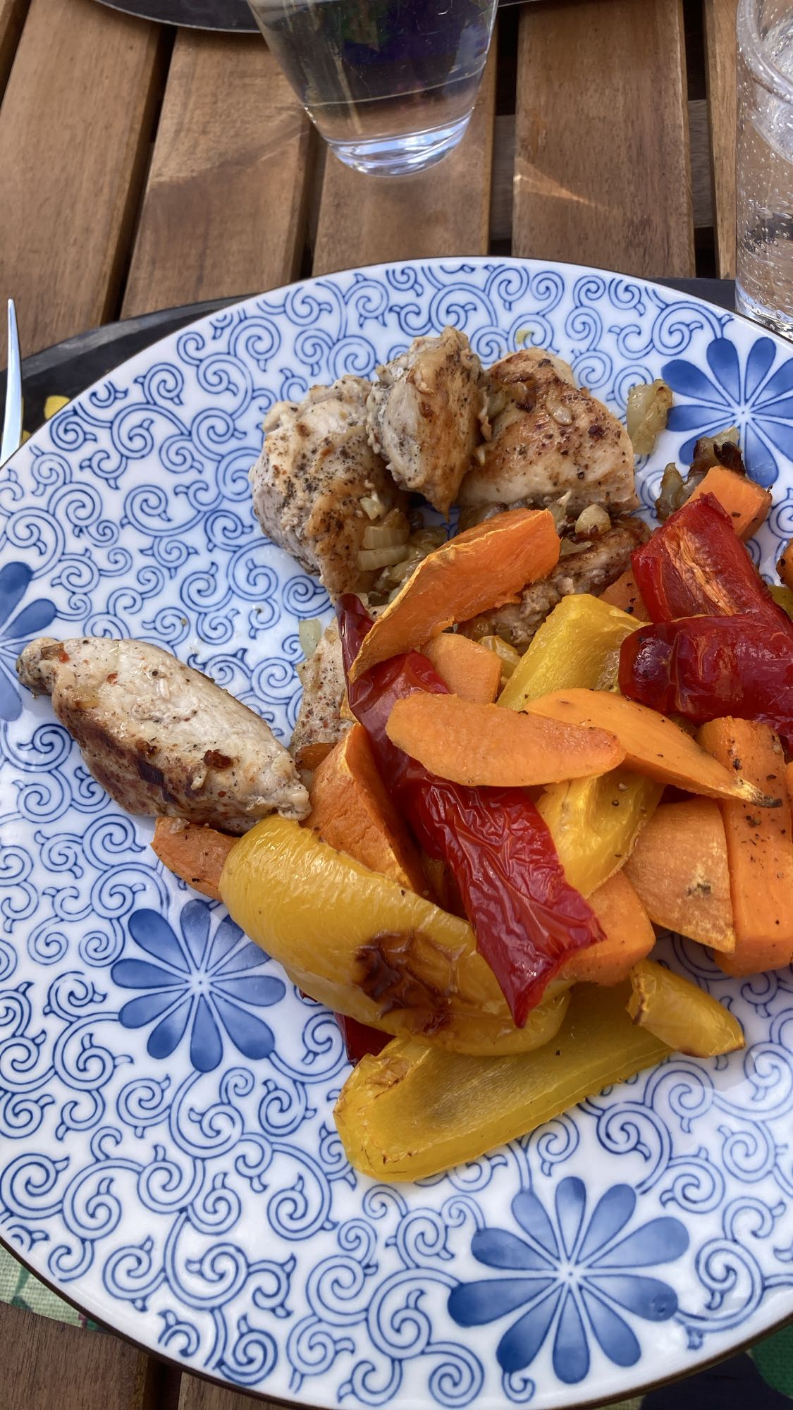 Kyckling med rostade grönsaker