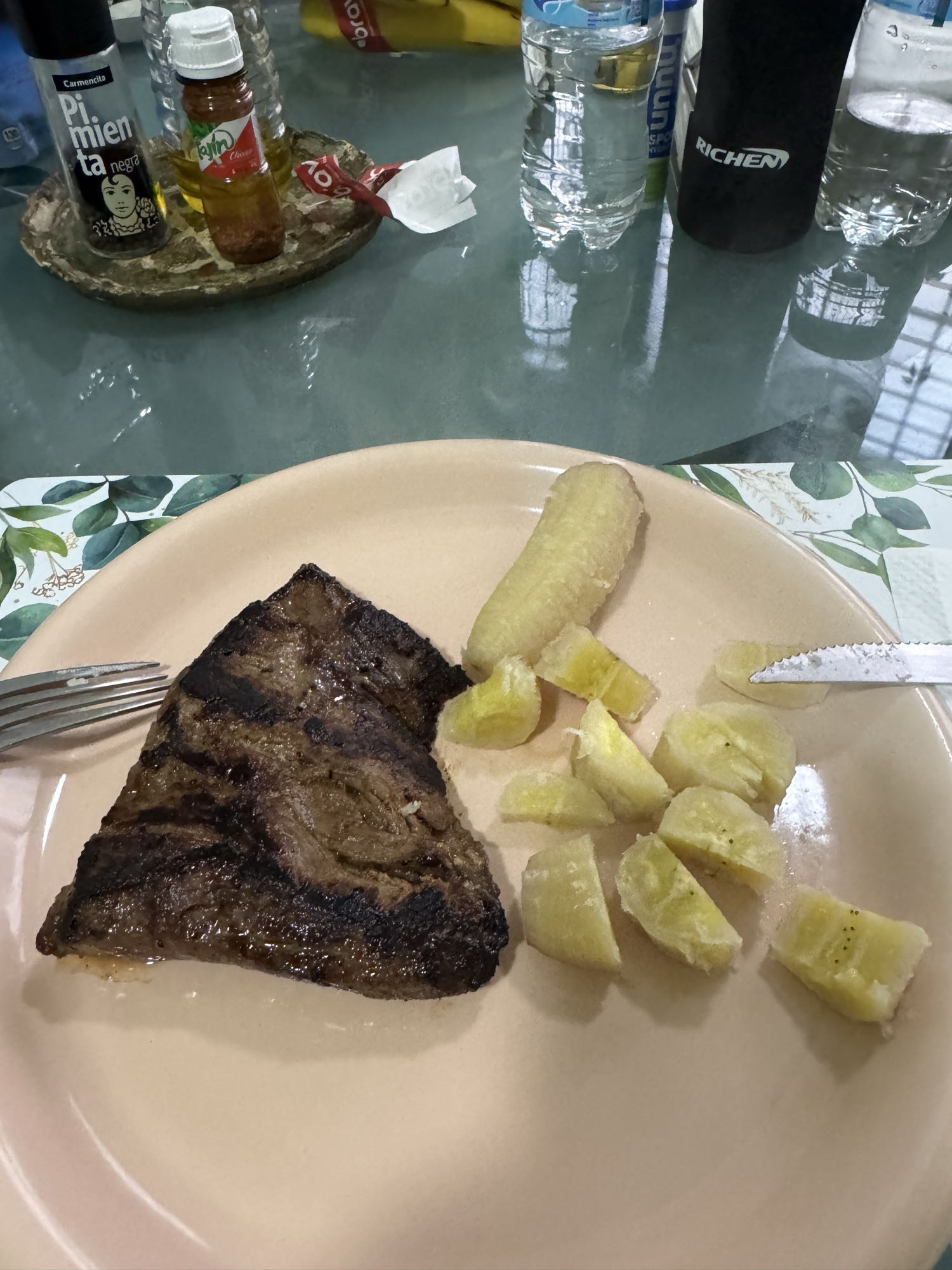 carne asada con yuca