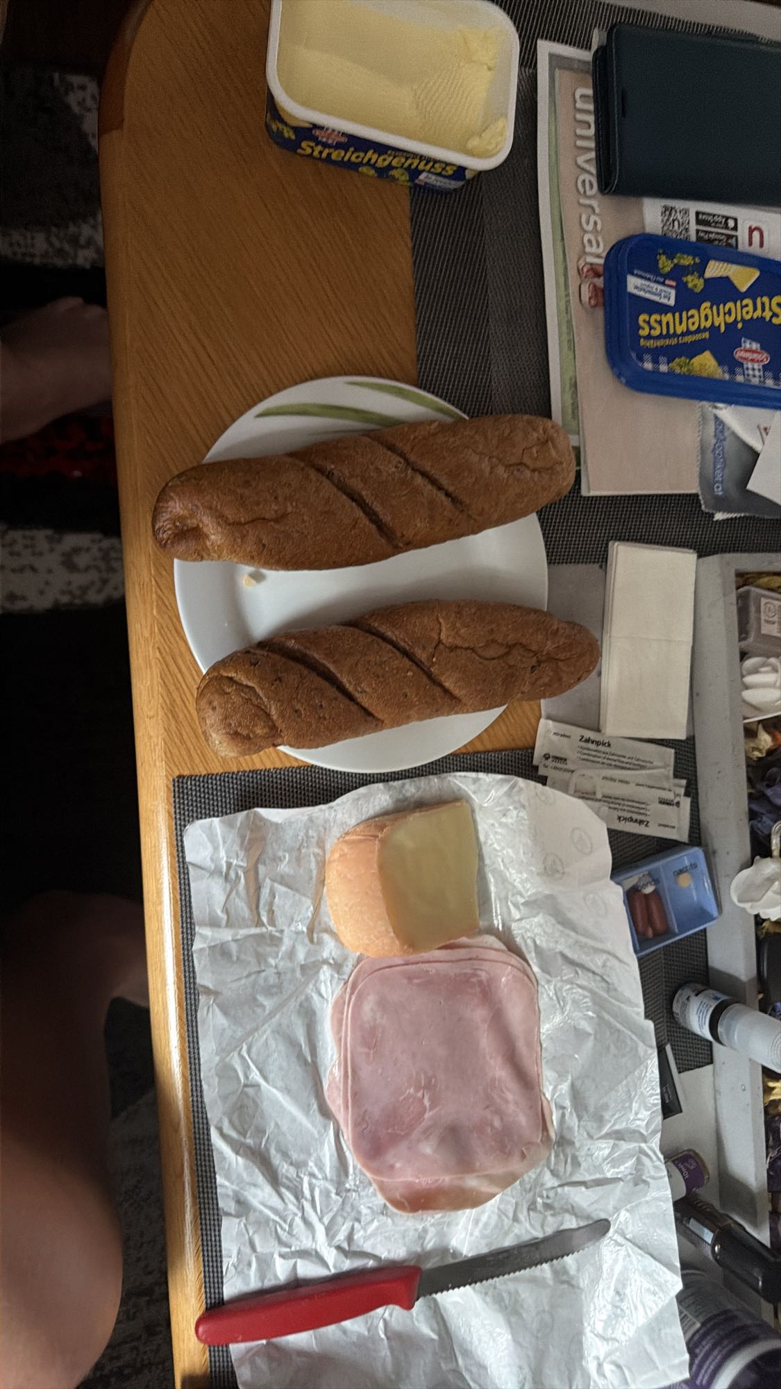 Brötchen mit Schinken