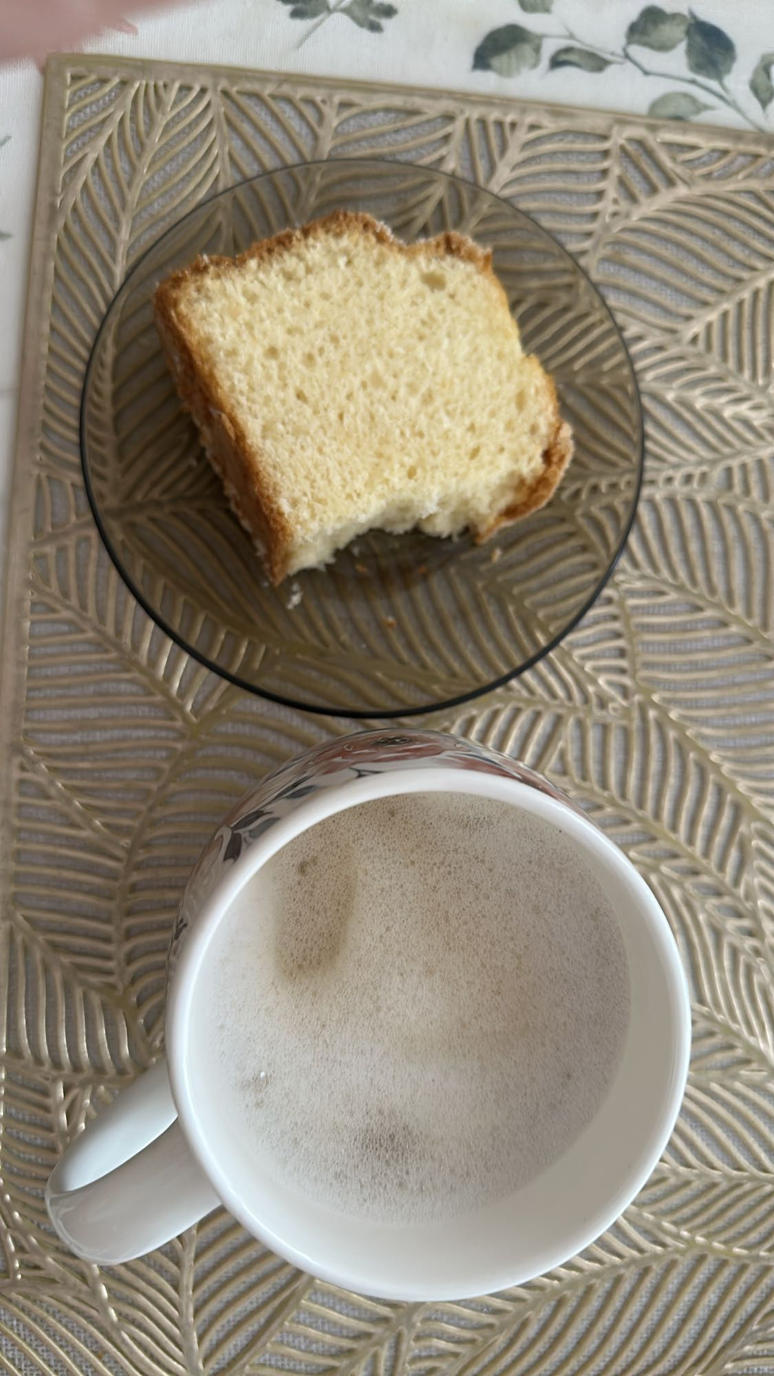 Ciasto i kawa mleczna