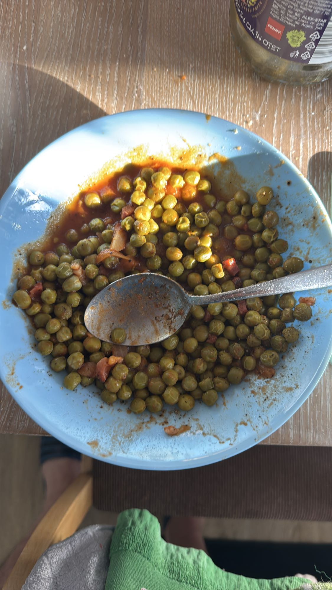 Peas with Bacon Sauce