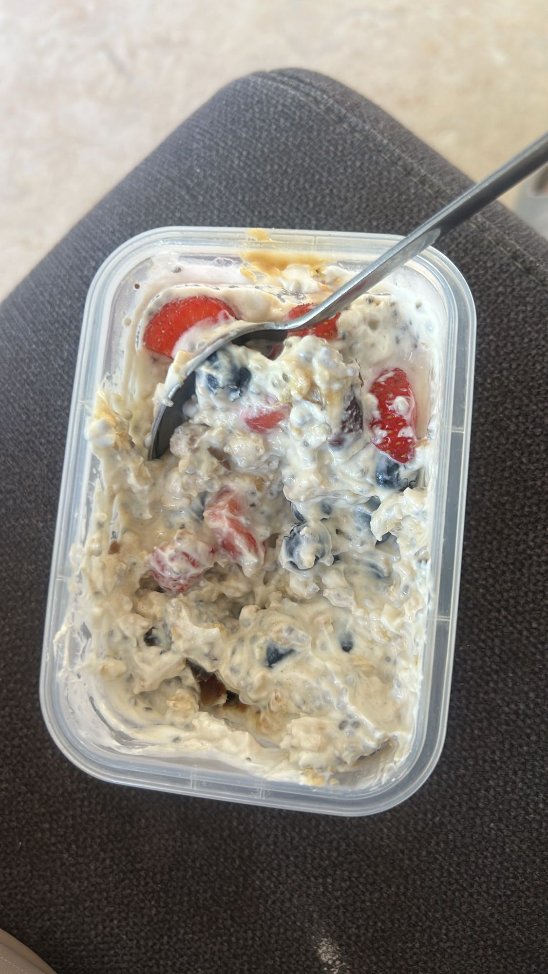 Overnight Oats mit Beeren