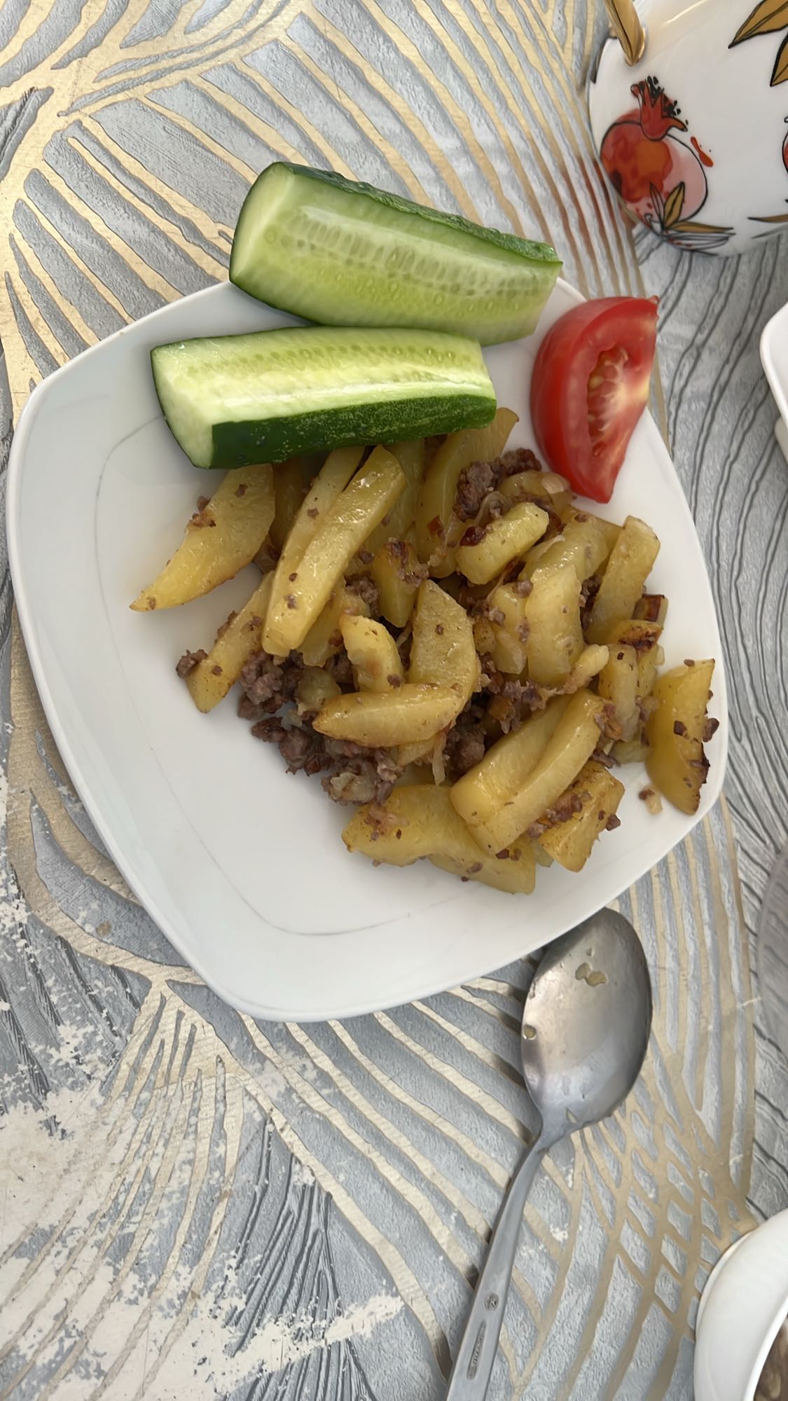 Жареная картошка с мясом