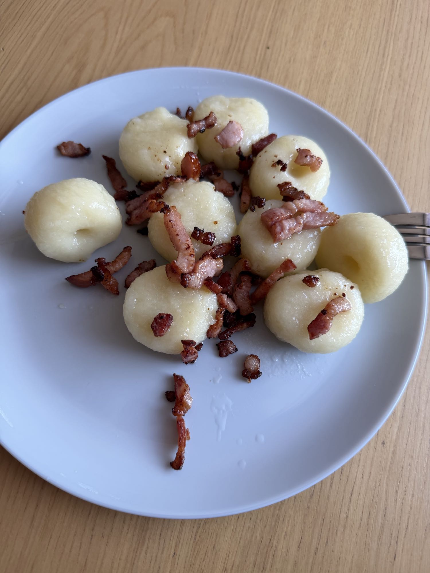 Kluski śląskie z boczkiem