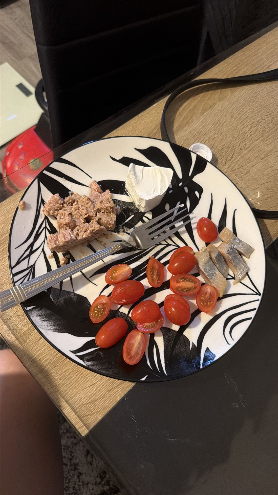 Salata cu ton si branza