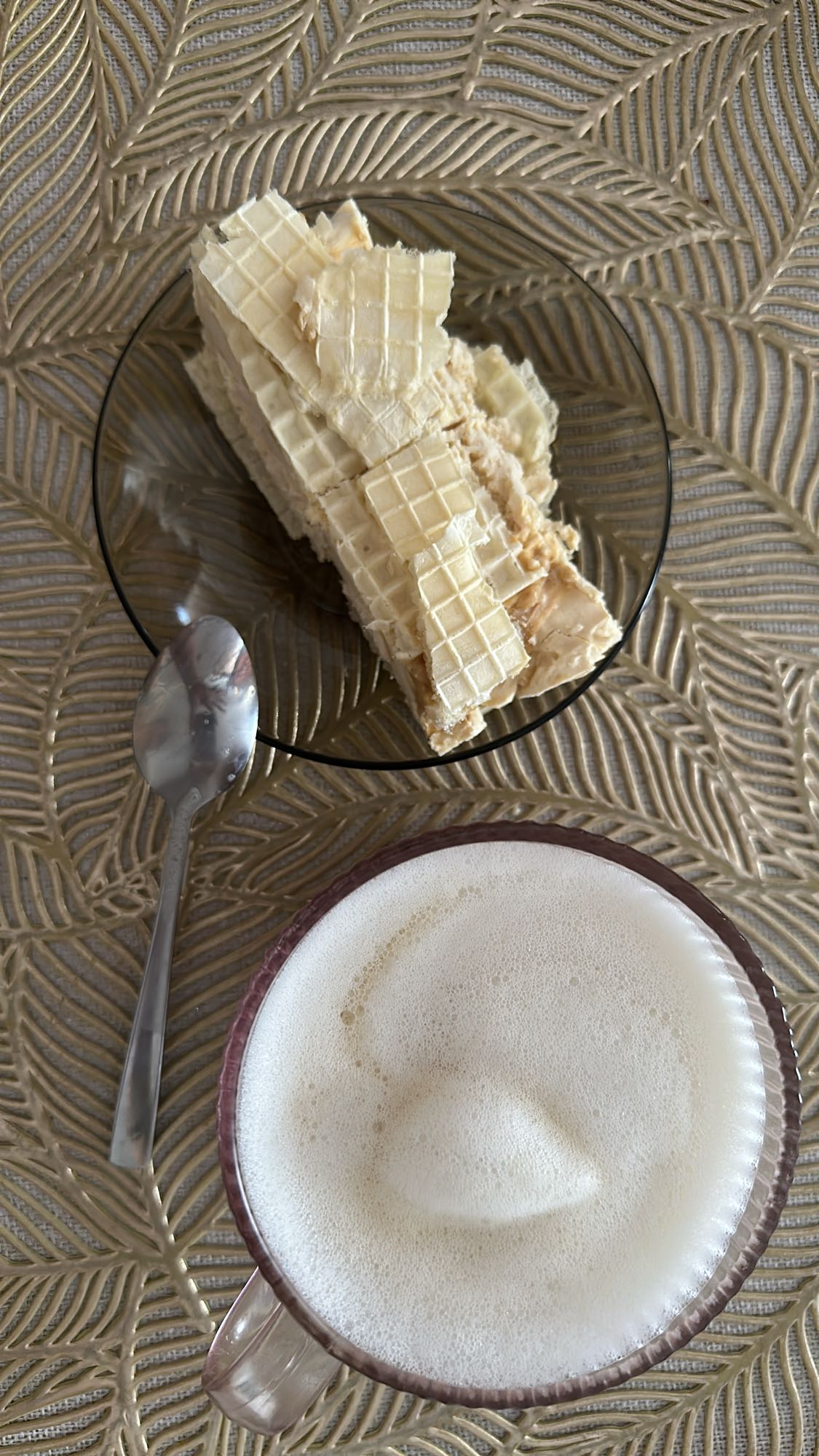 Wafelkowe ciasto i kawa