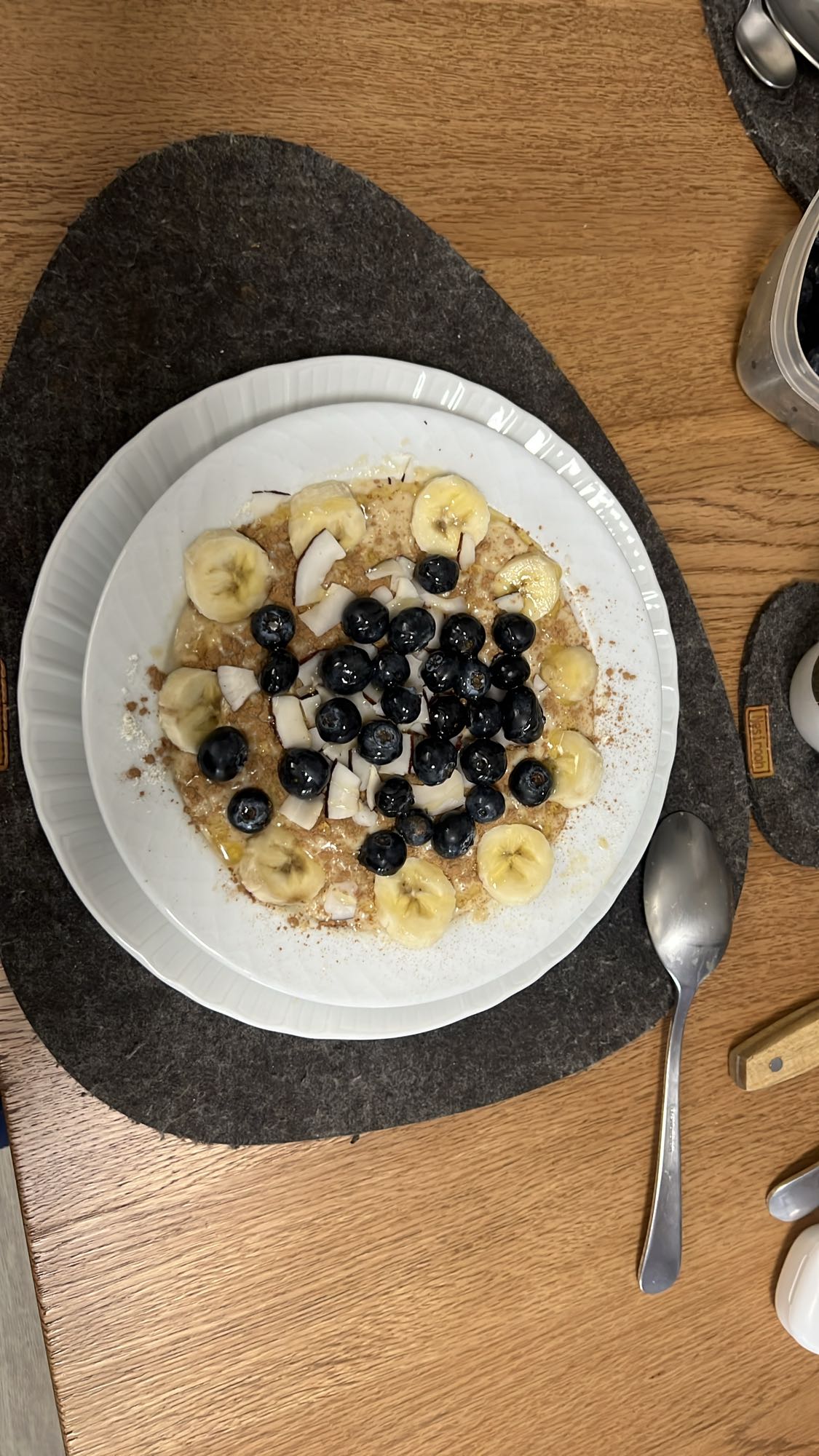 Porridge con frutta