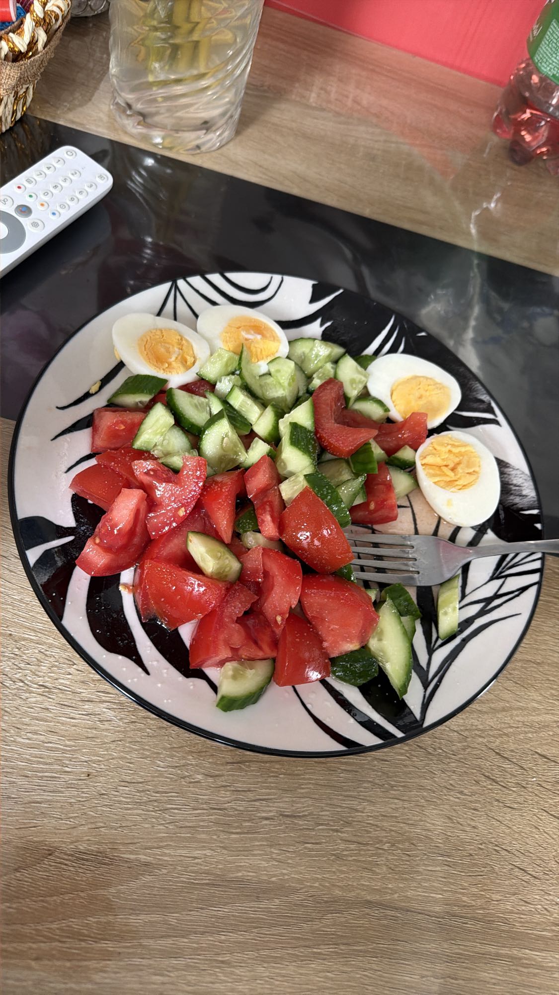 Salată cu ouă