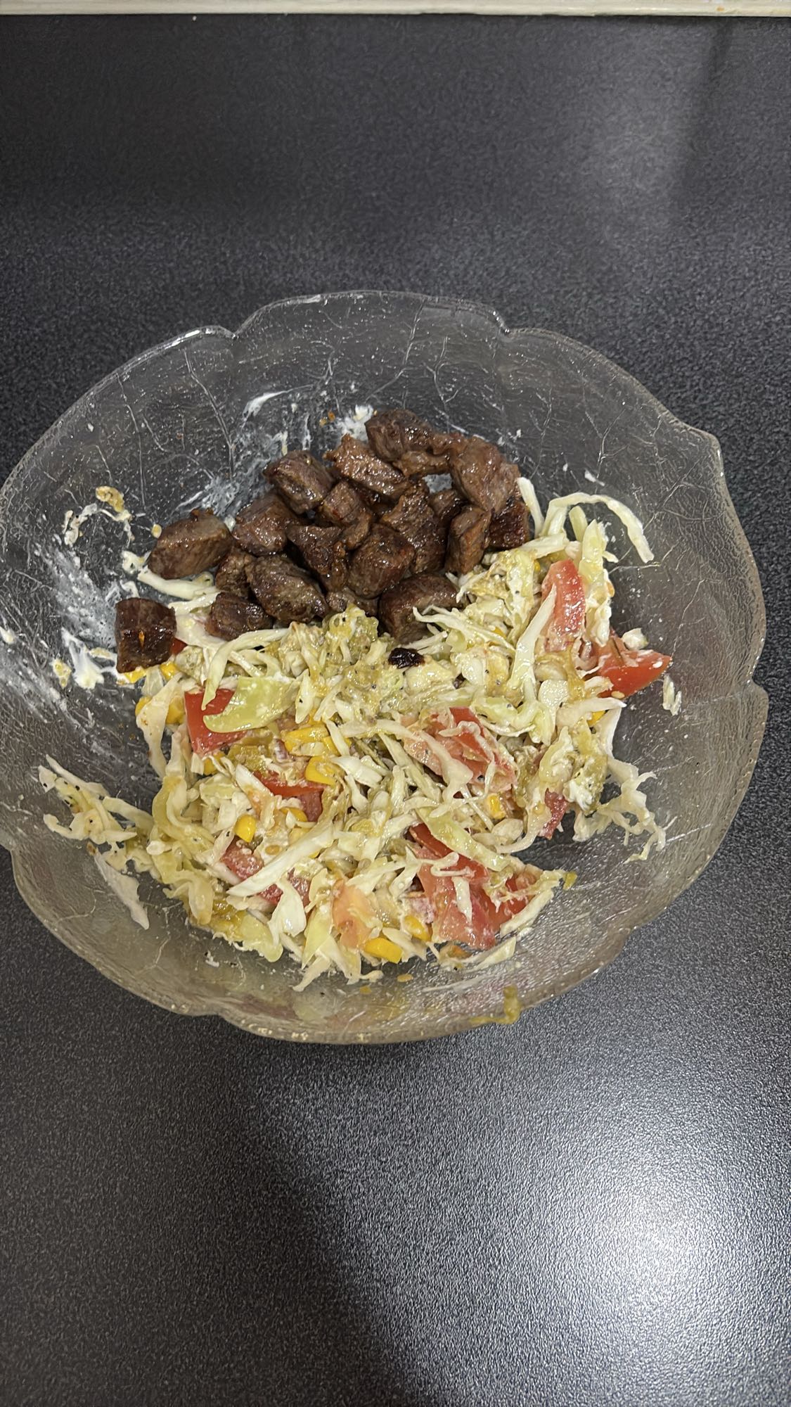 Biff med kremet salat