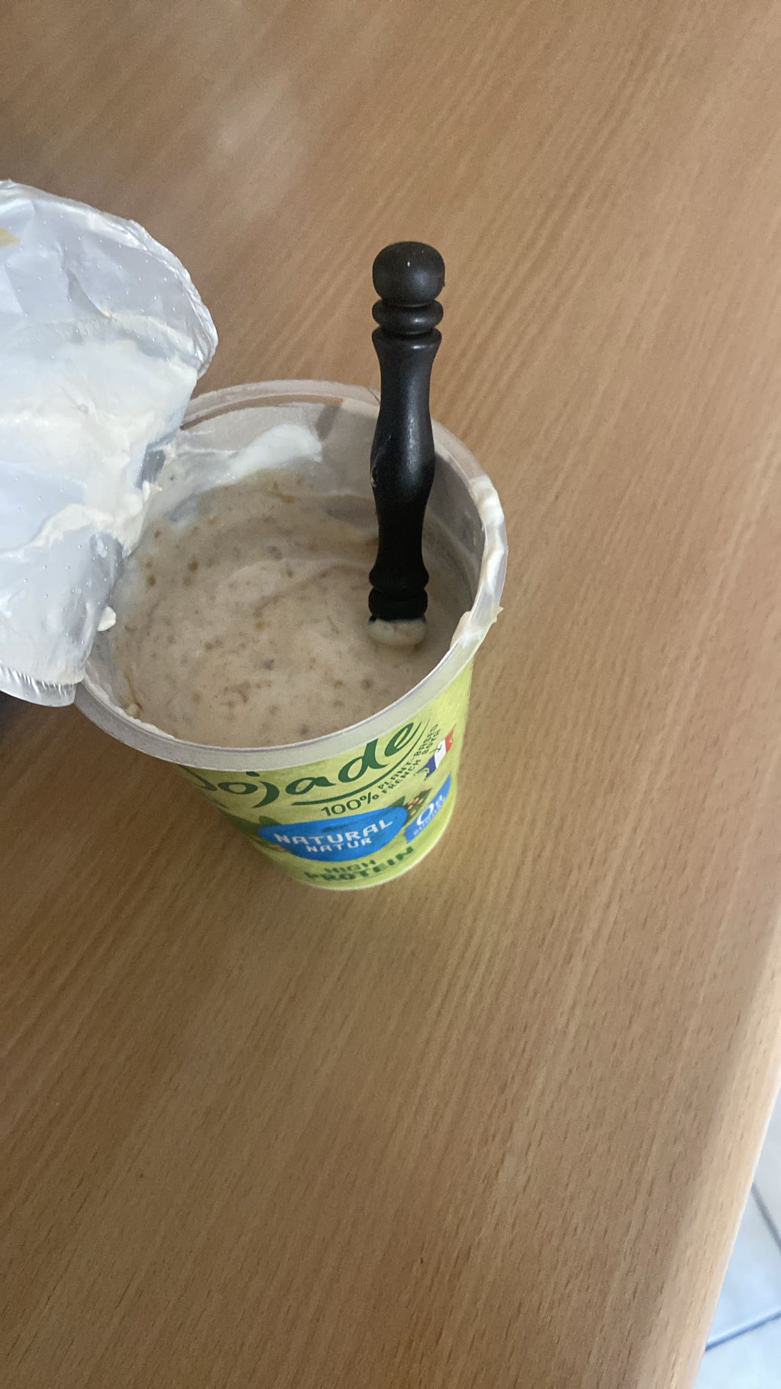 Jogurt naturalny z musli
