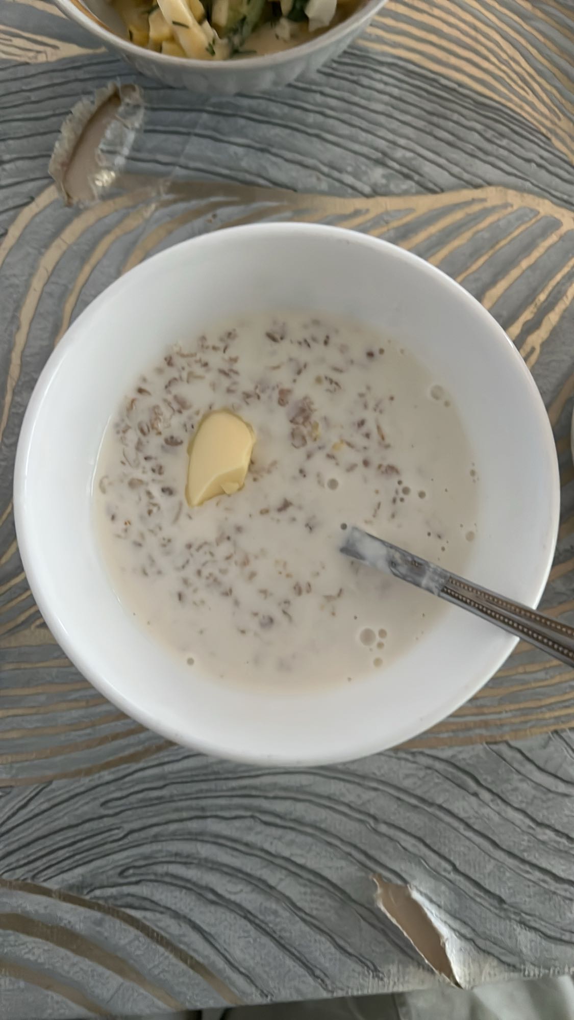 Каша с молоком и маслом