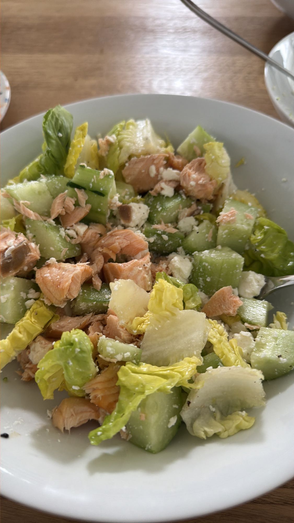Lachs-Gurken-Salat