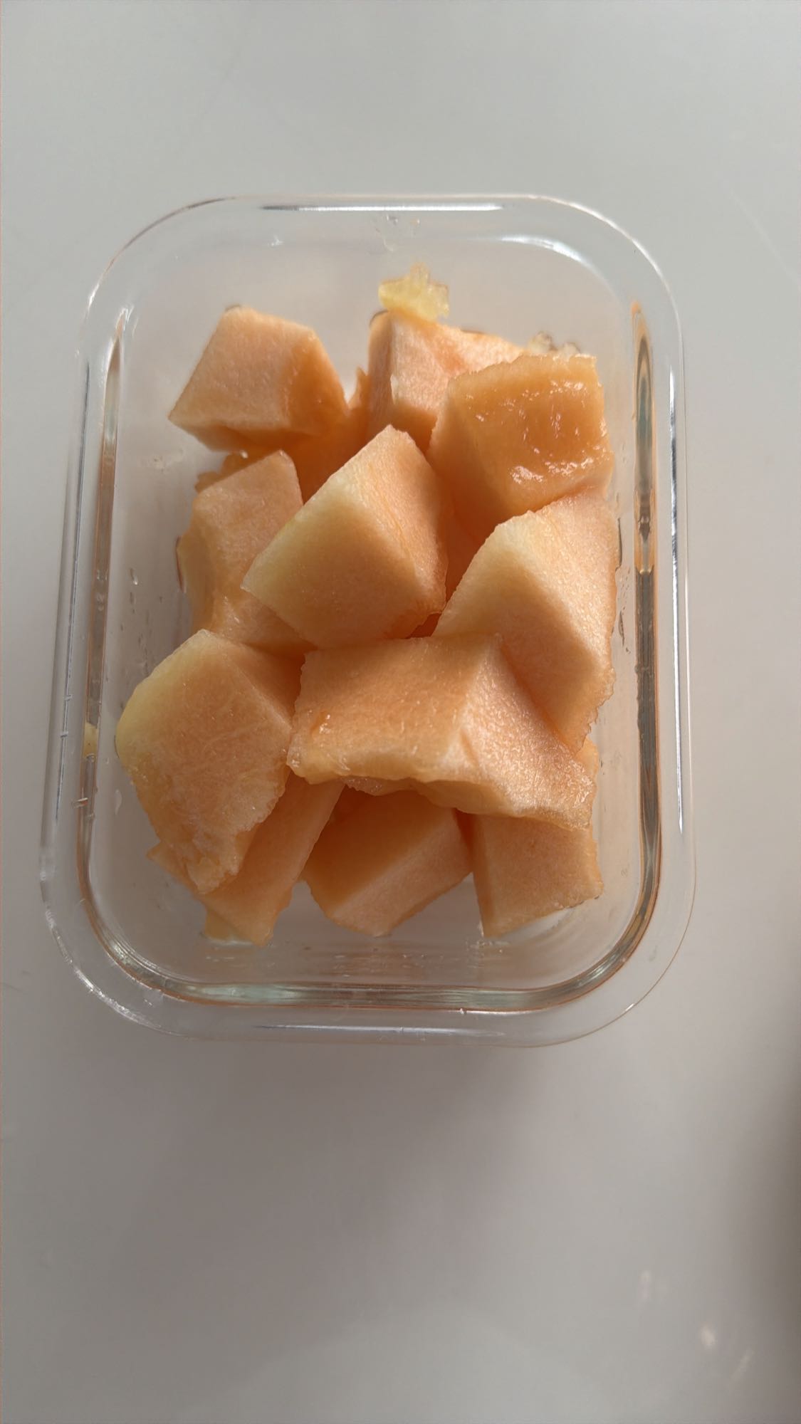 Дыня кусочками