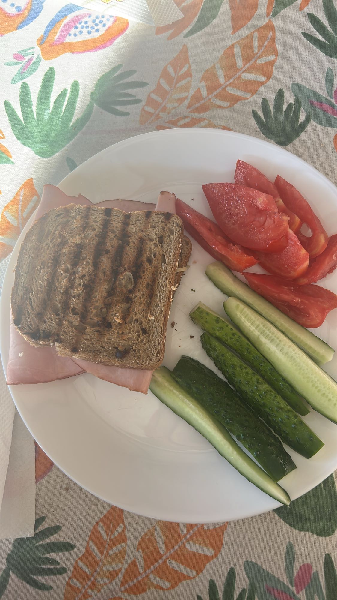 Sandviș cu legume