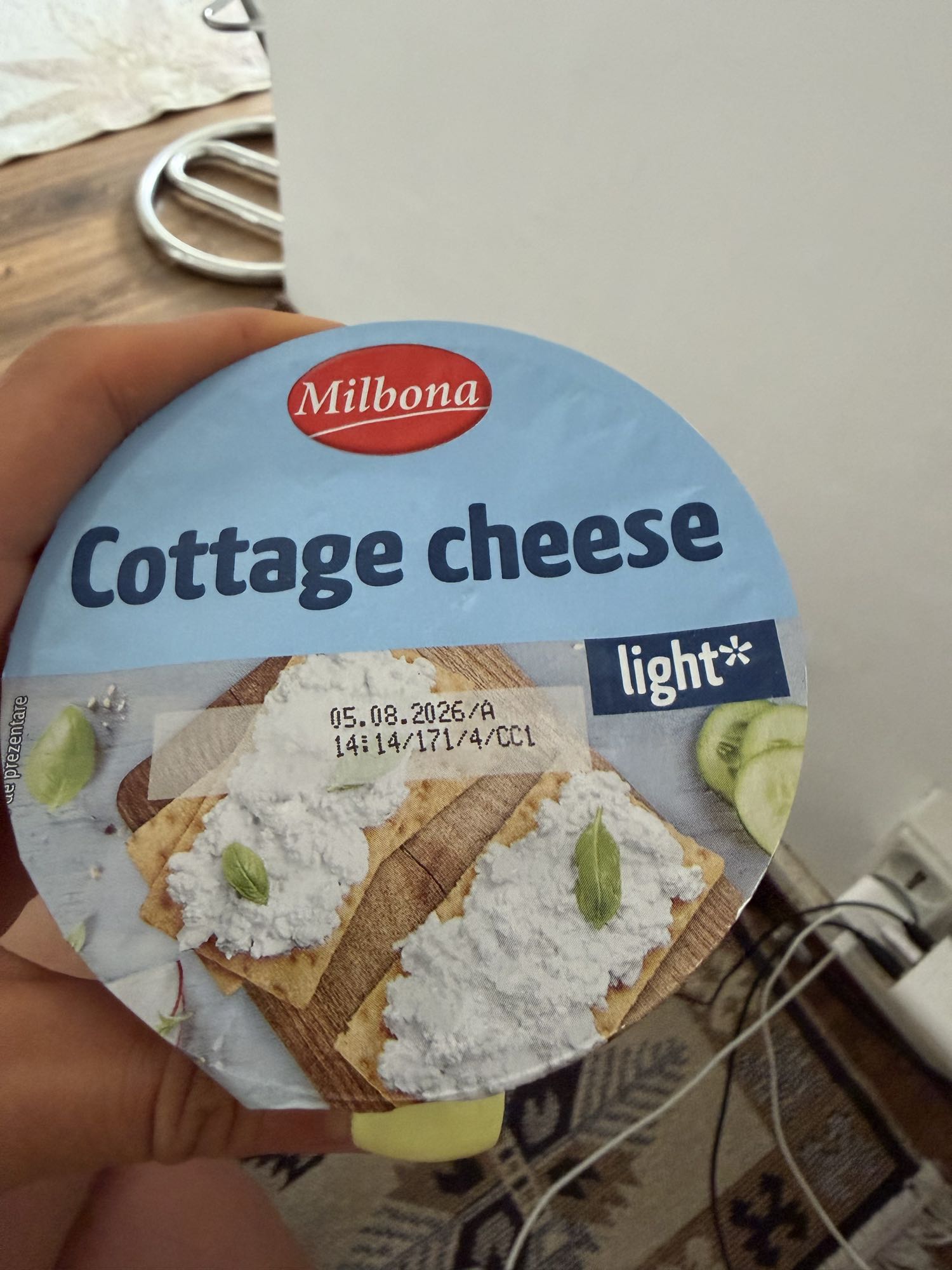 Branza cottage light