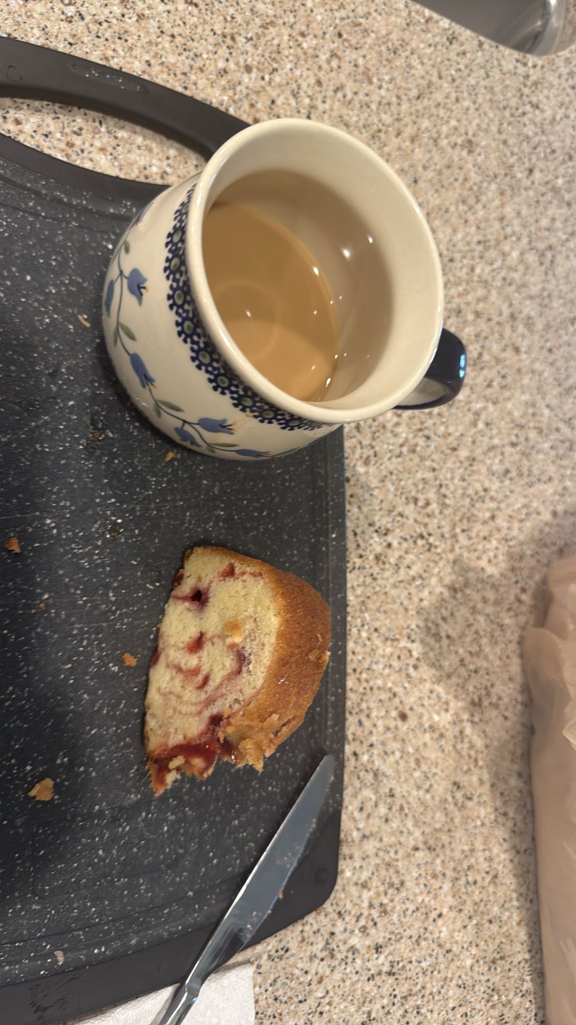 Coffee and Berry Cake
