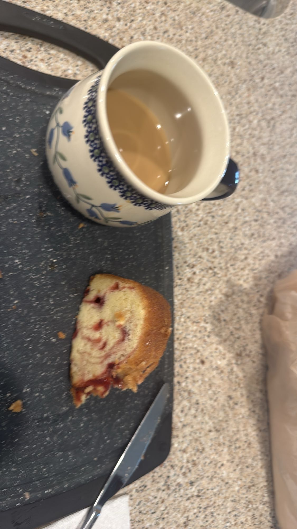 Coffee and Berry Cake
