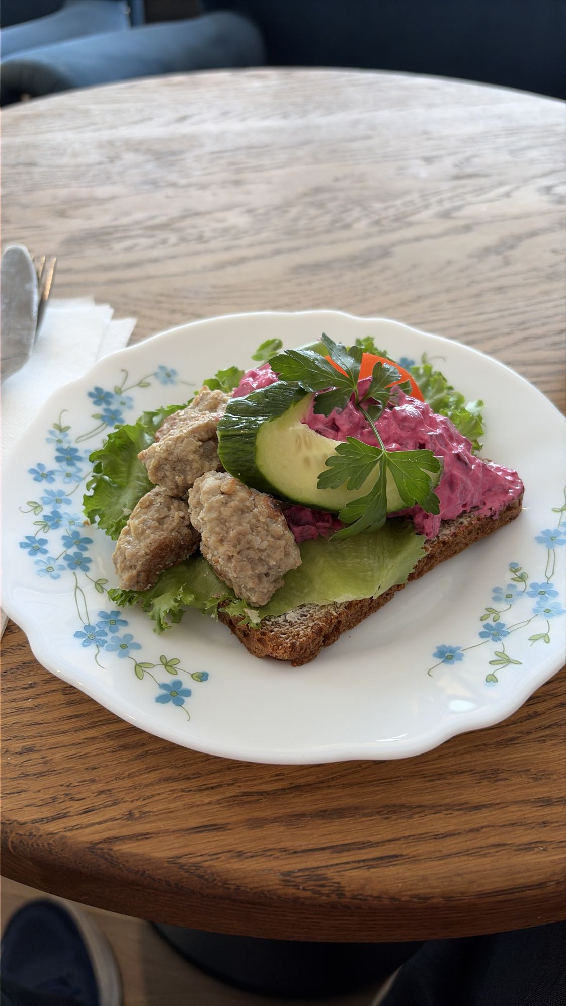 Smörgås med rödbetssallad