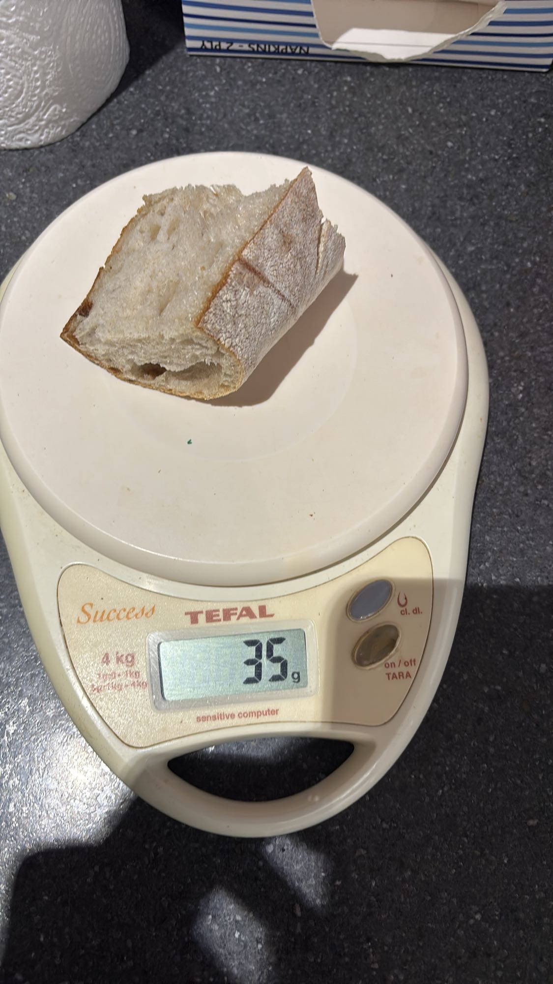 Morceau de pain au levain