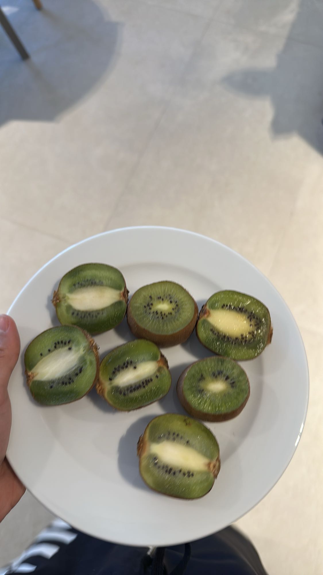 kiwis cortados