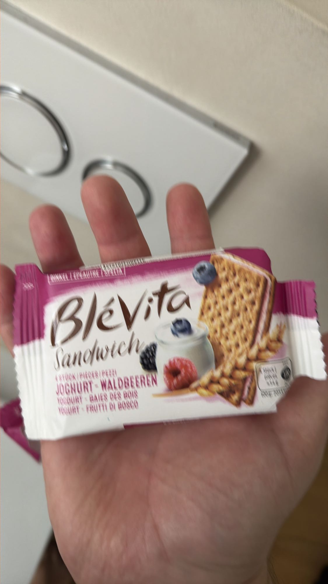 Joghurt-Waldbeeren-Snack